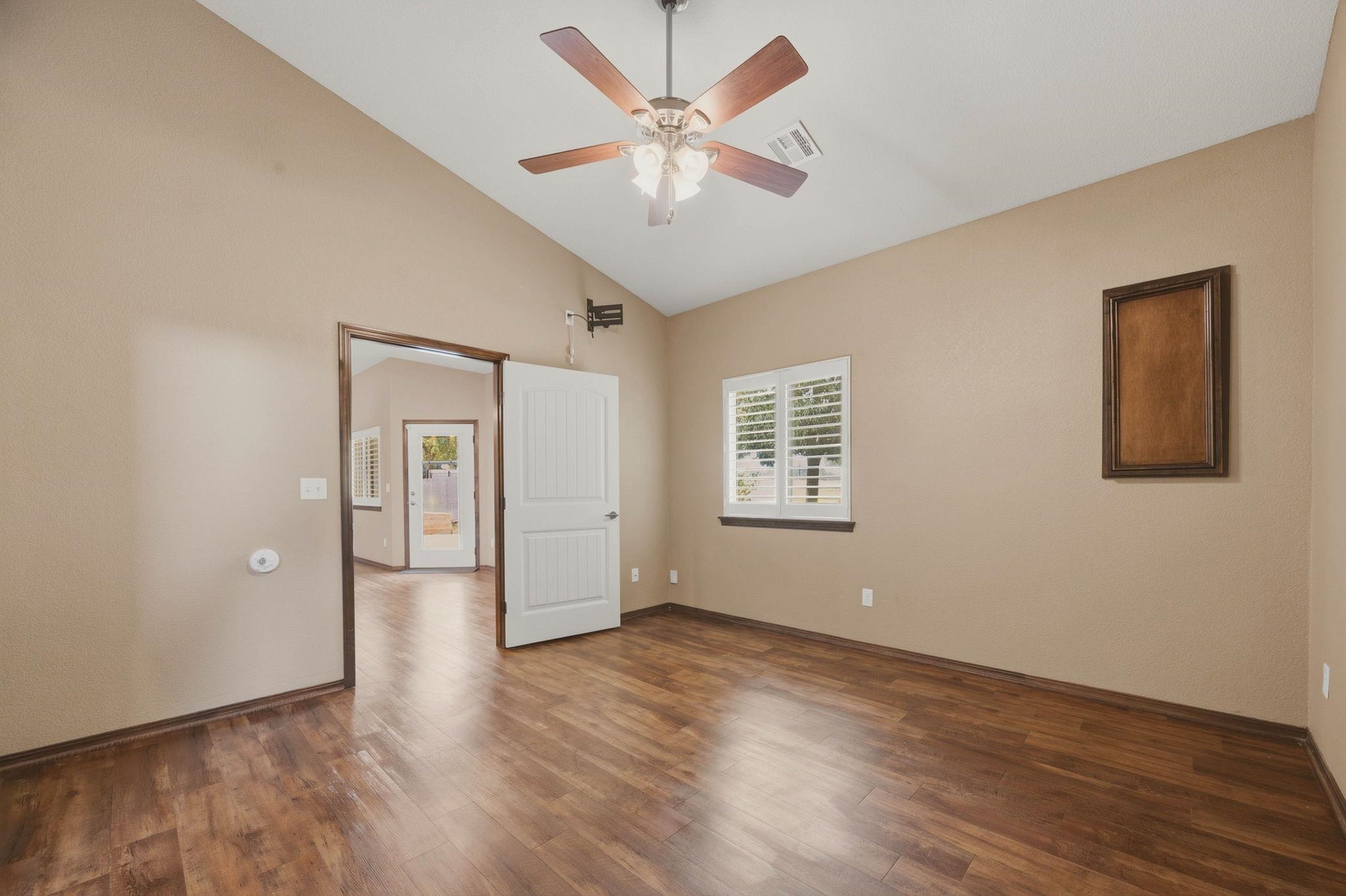 1209 S Arbor Meadows St Property Photo 17