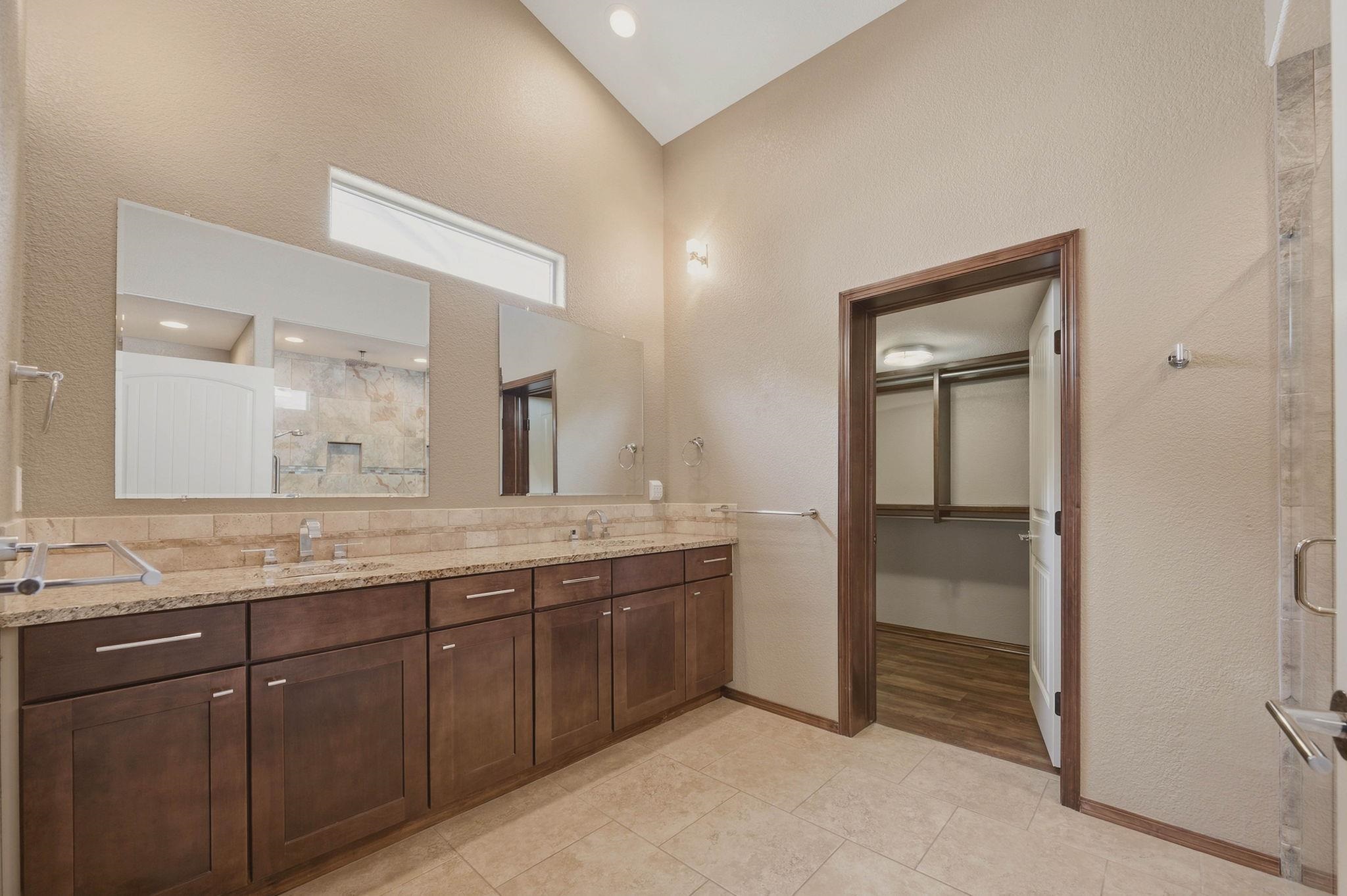 1209 S Arbor Meadows St Property Photo 18
