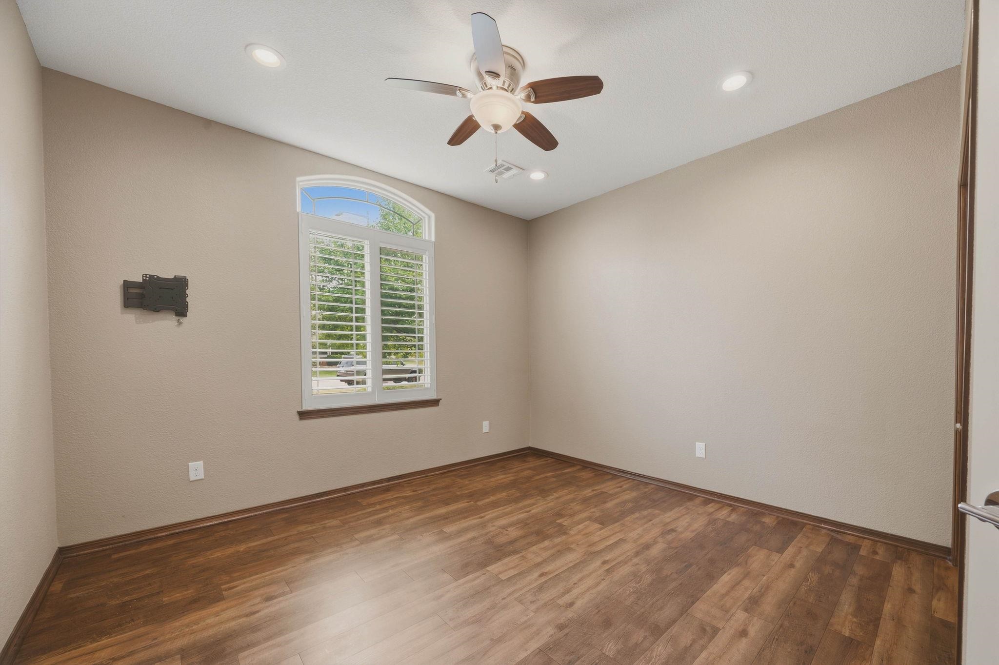 1209 S Arbor Meadows St Property Photo 20