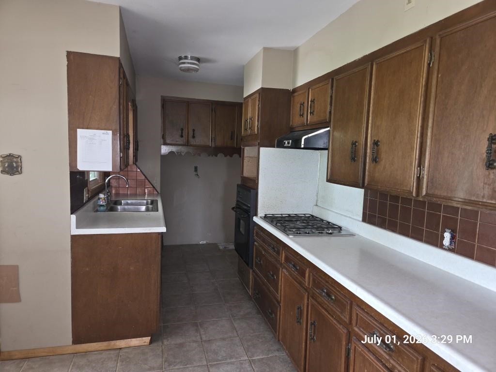 301 Cincinnati Property Photo 5