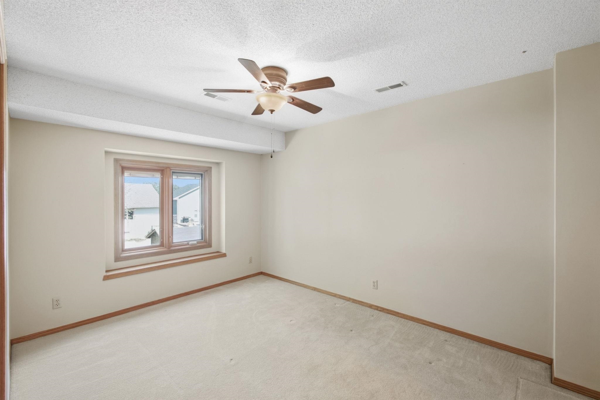 10214 W Jamesburg St Property Photo 16