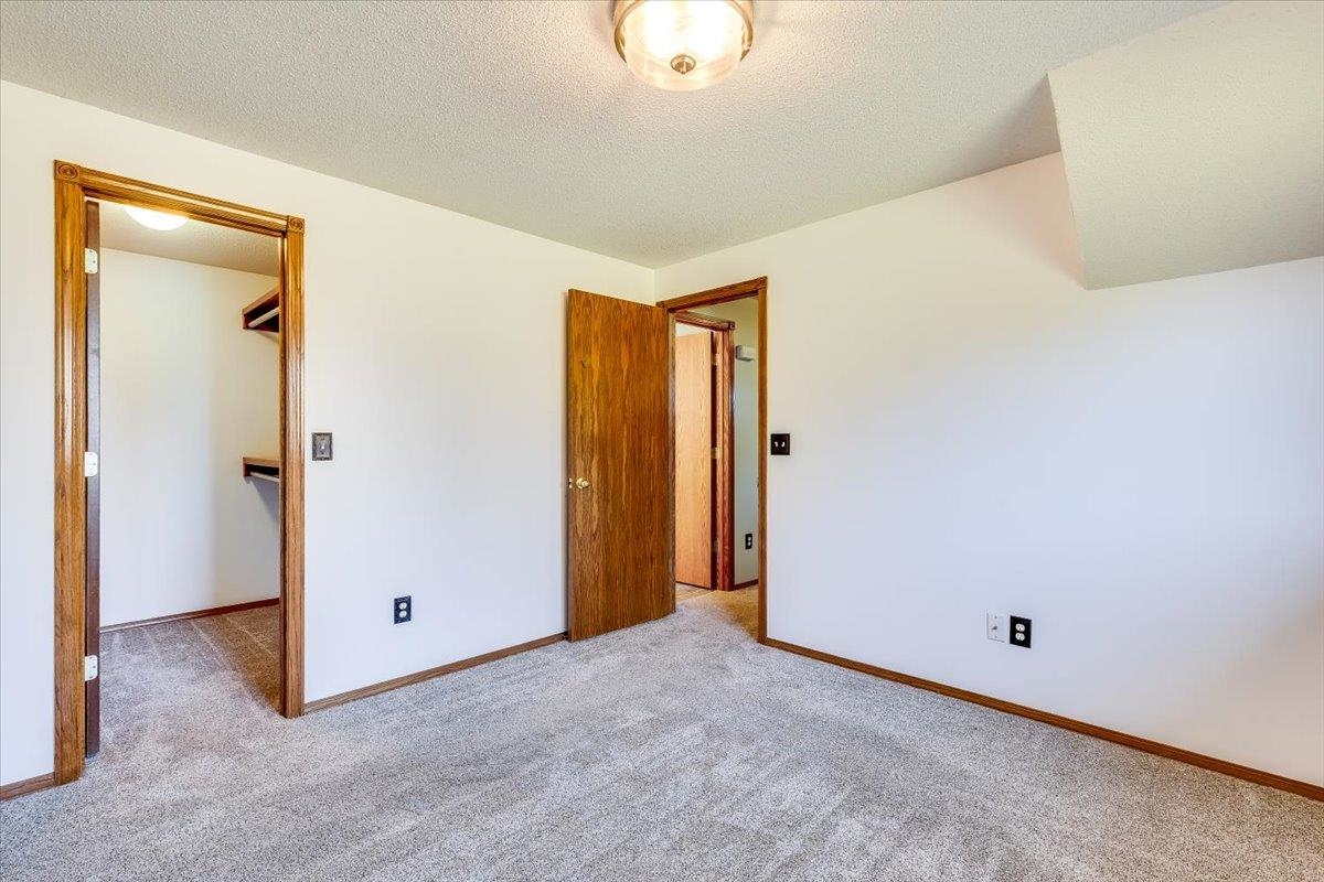 2682 N Shefford Ct Property Photo 32