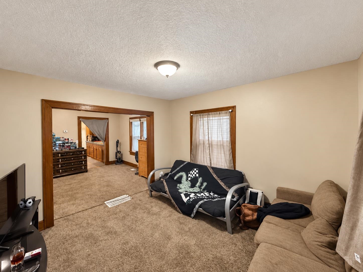 1636 S Market St Property Photo 5