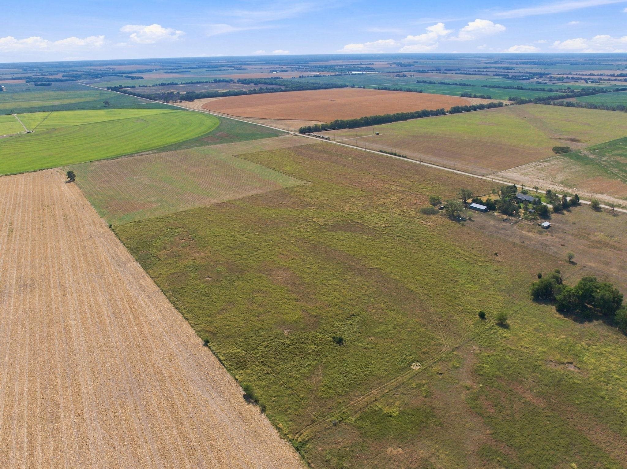 Lot 4 E Prairie Willow Addition Property Photo 10