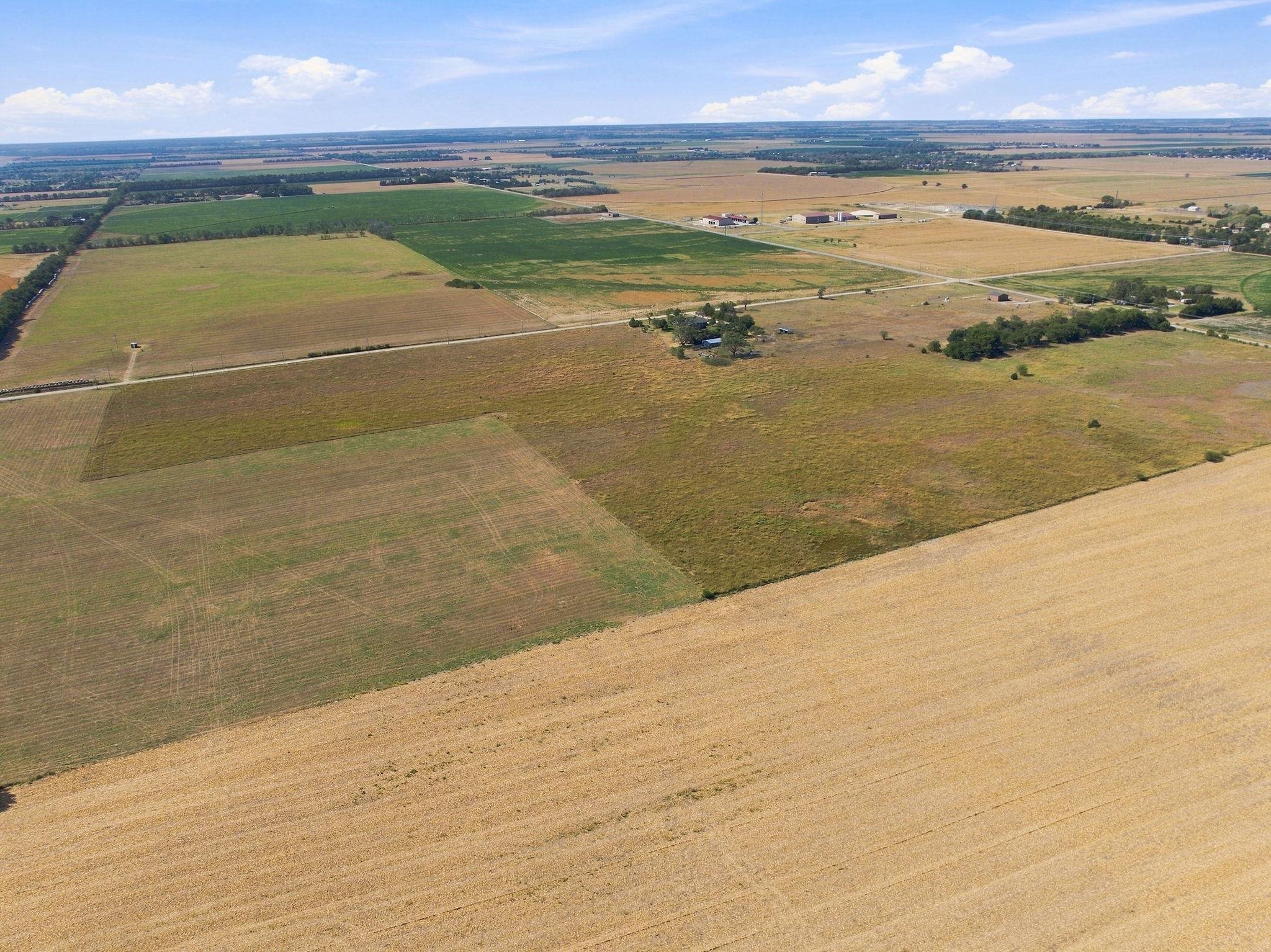 Lot 4 E Prairie Willow Addition Property Photo 12
