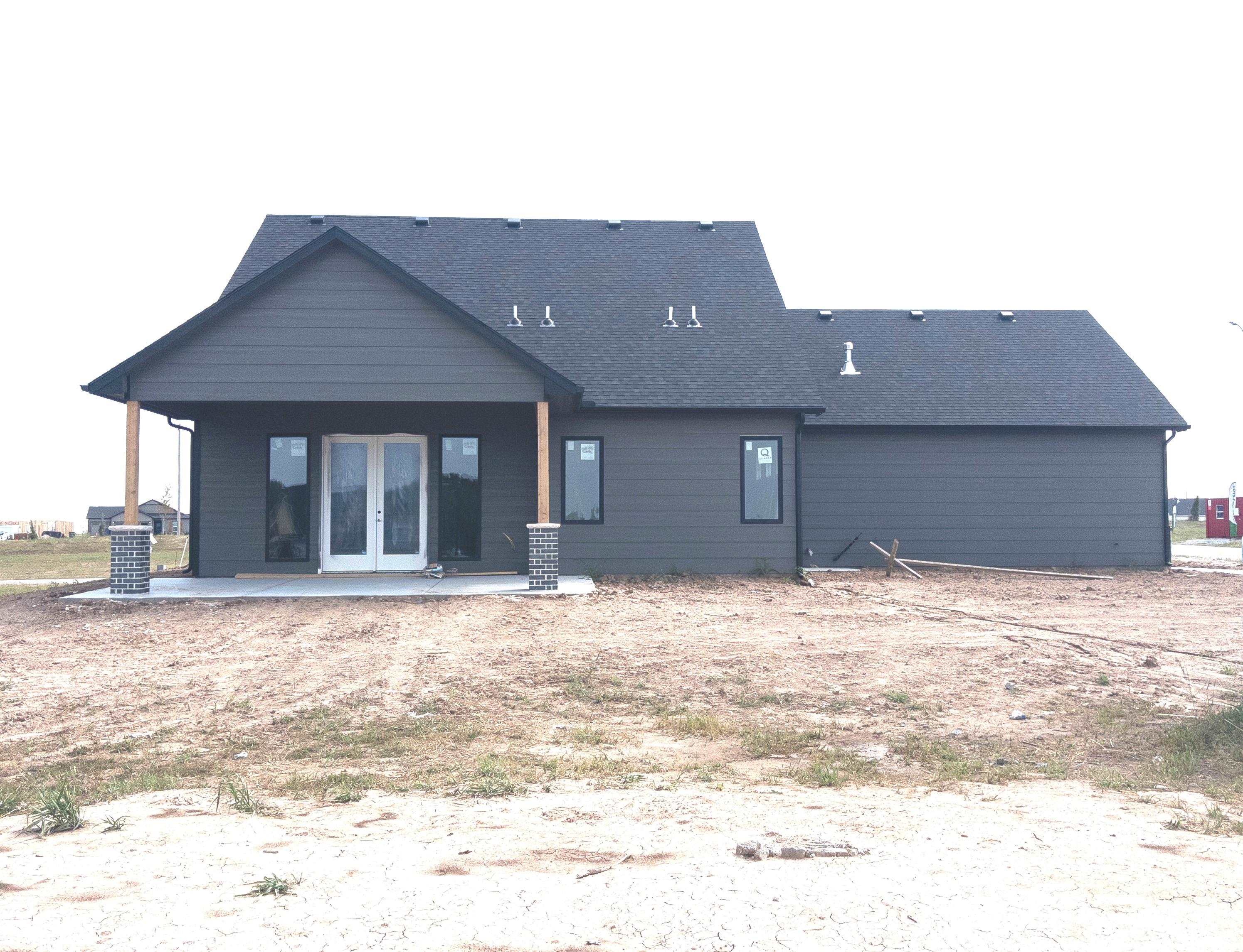 1624 E Diamond Cir Property Photo 5