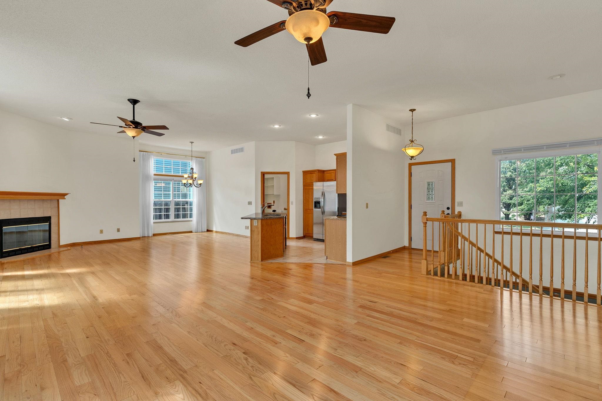 2738 N Beacon Hill Ct Property Photo 8