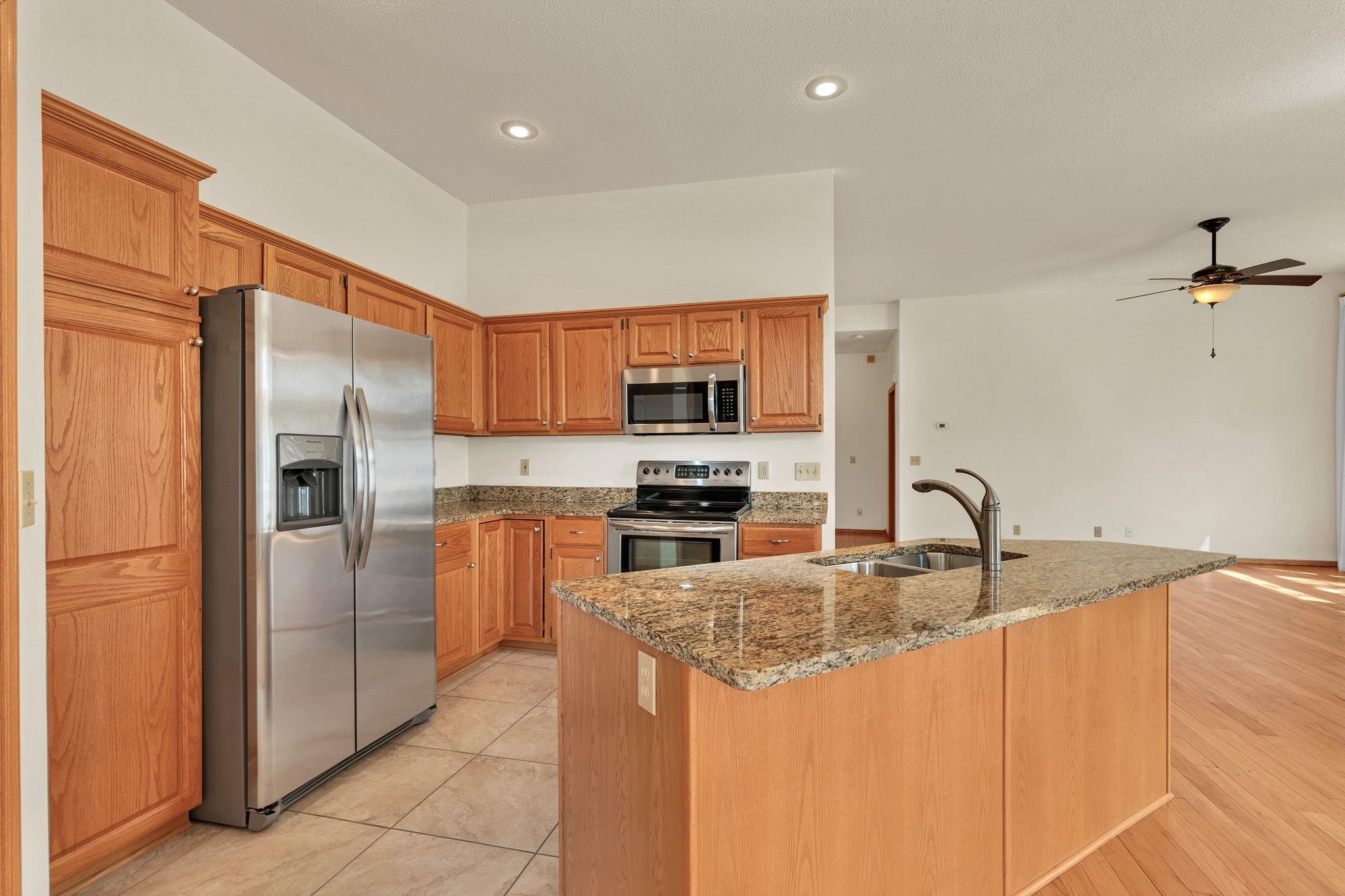 2738 N Beacon Hill Ct Property Photo 13