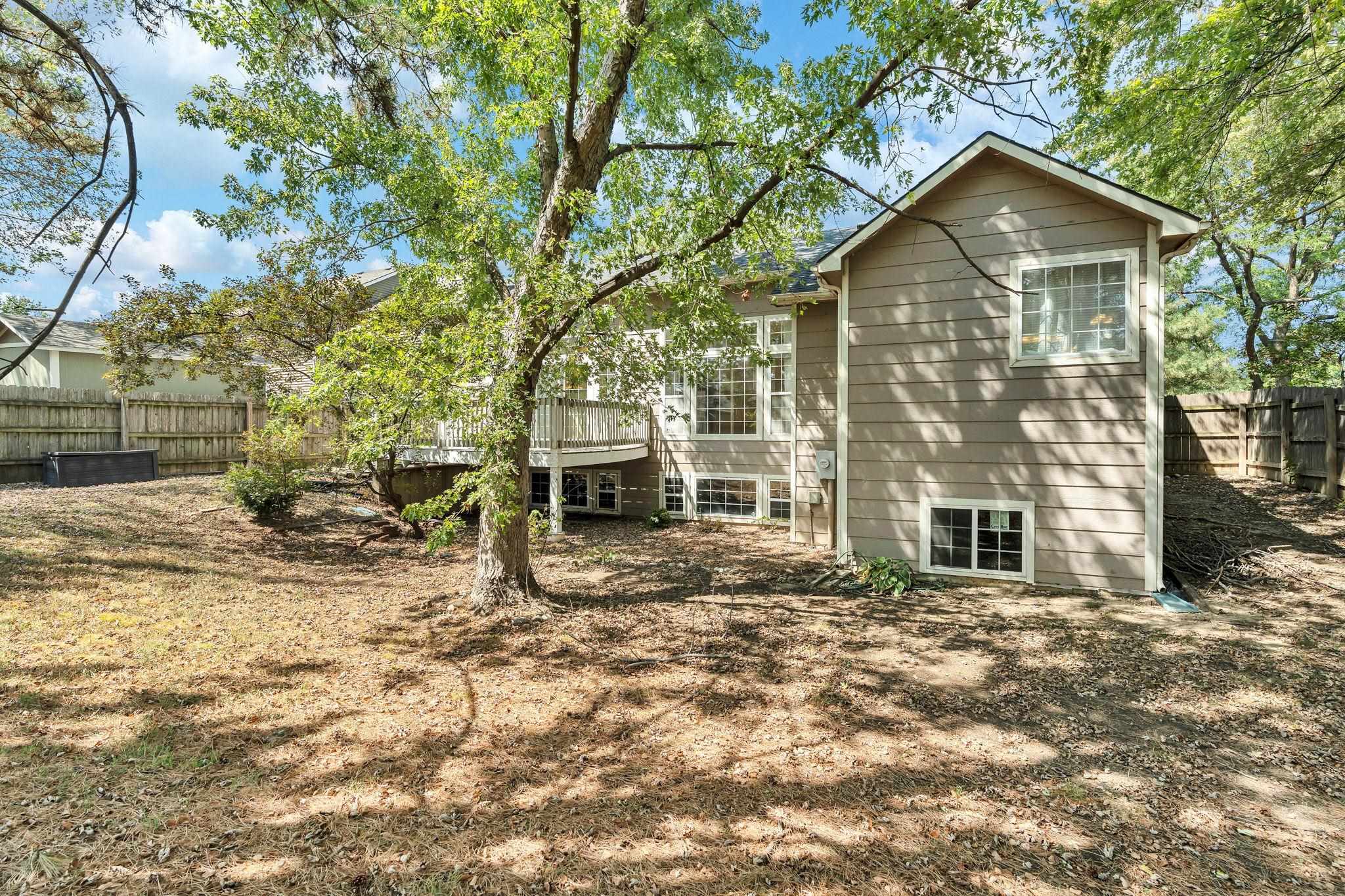 2738 N Beacon Hill Ct Property Photo 35