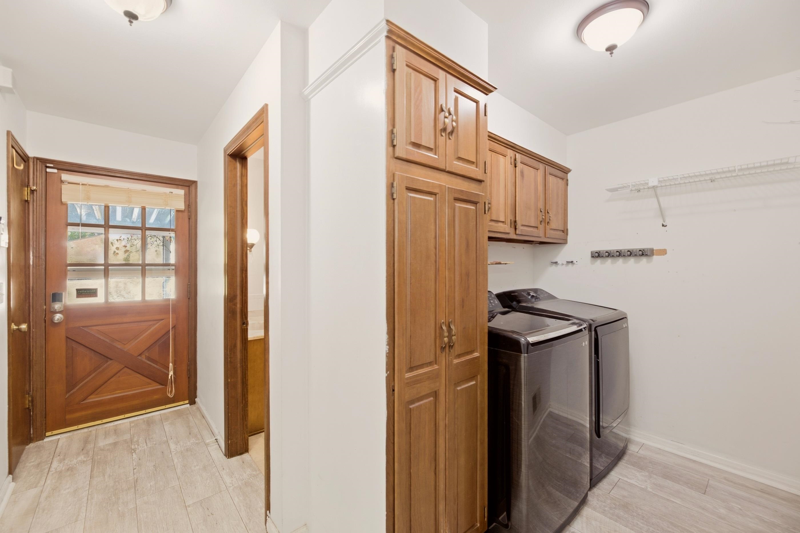 2525 S Oak Pass Property Photo 23
