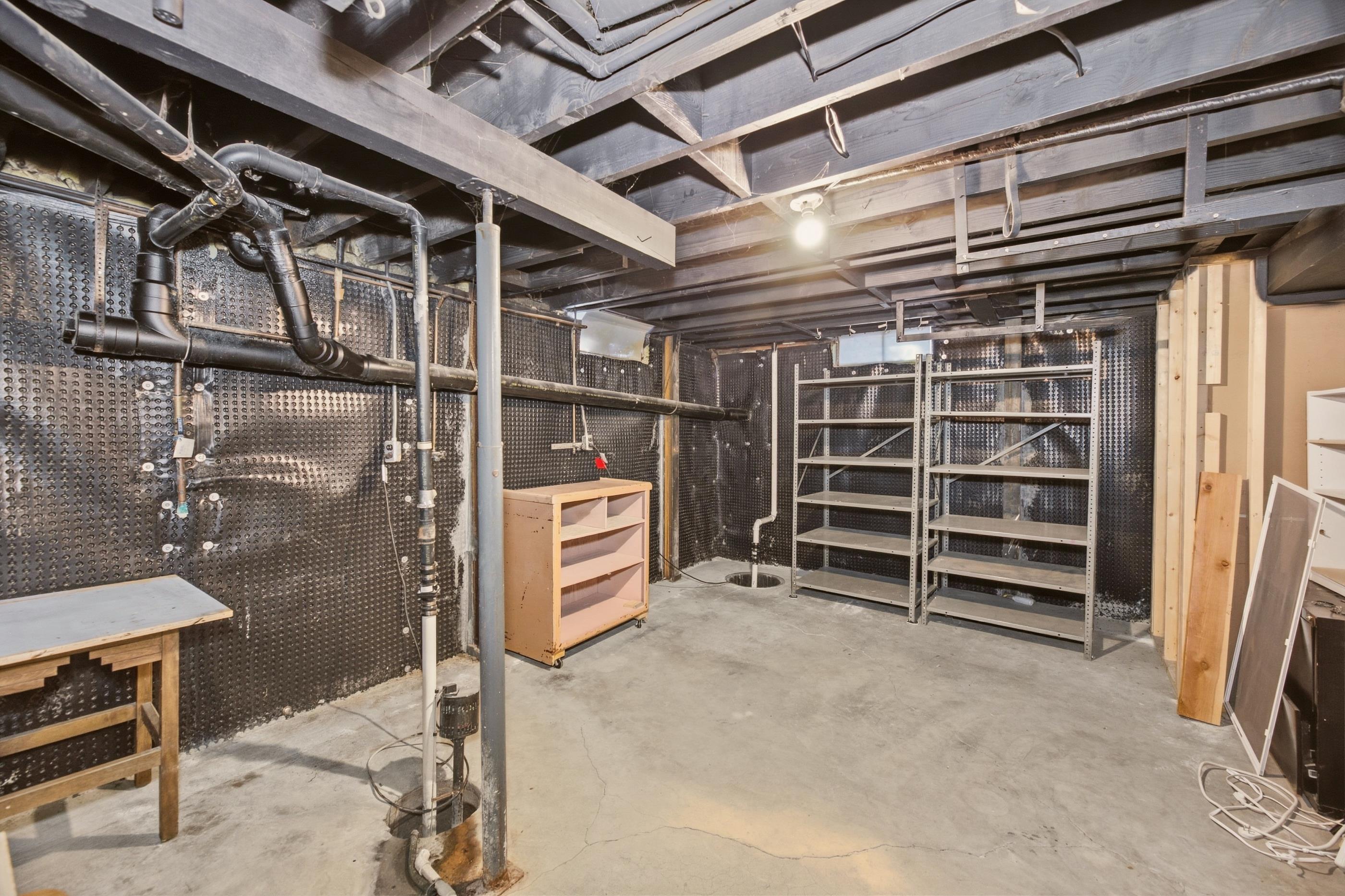 2525 S Oak Pass Property Photo 29