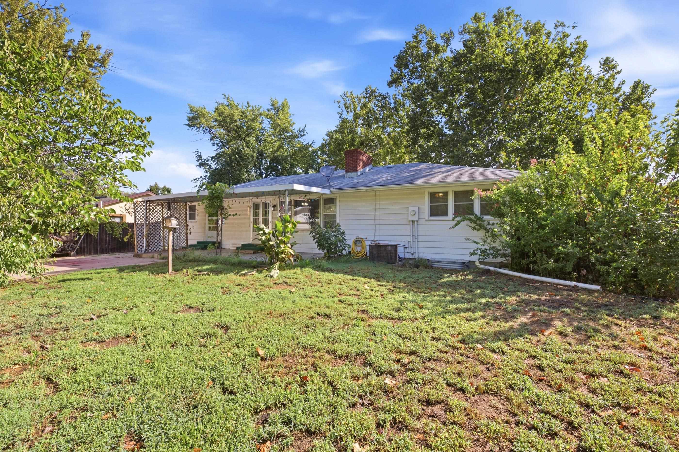 2525 S Oak Pass Property Photo 32