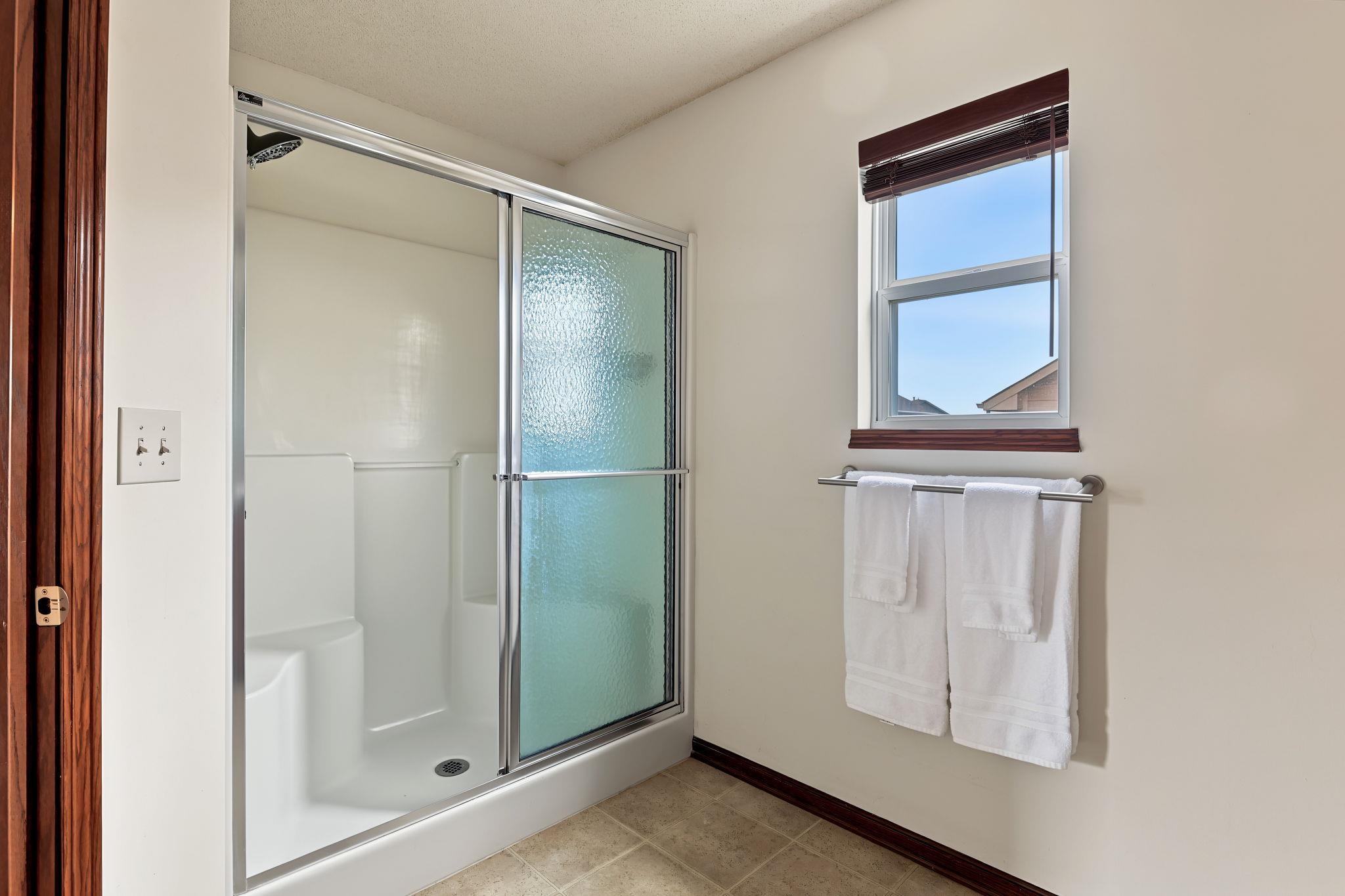 2417 N Woodridge Ct. Property Photo 16
