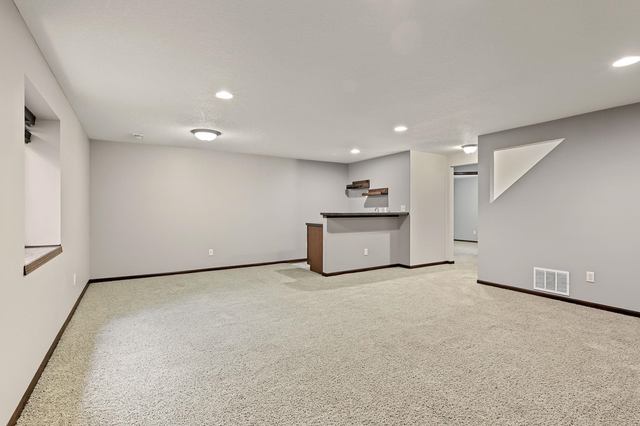 2417 N Woodridge Ct. Property Photo 19