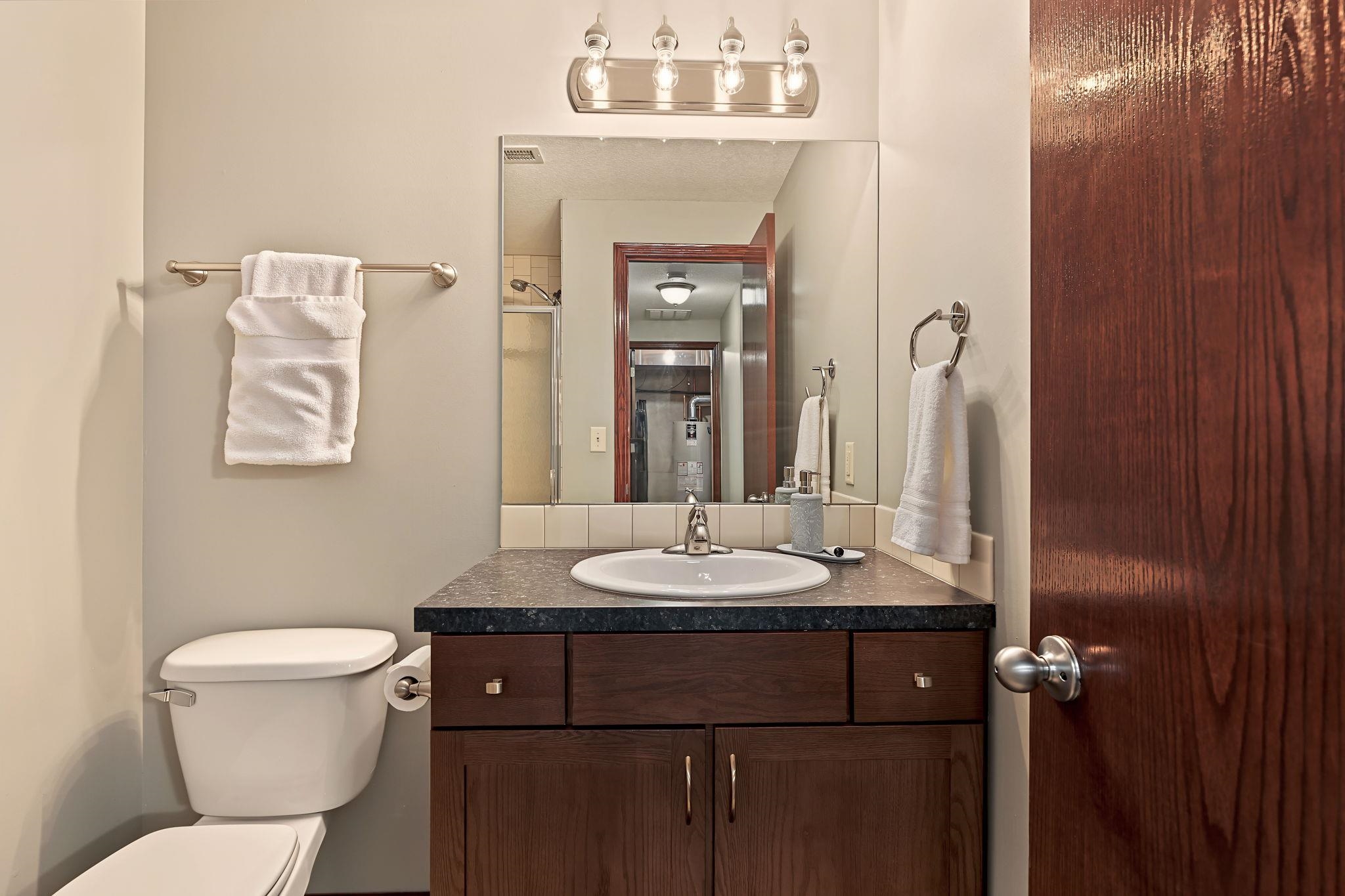 2417 N Woodridge Ct. Property Photo 25