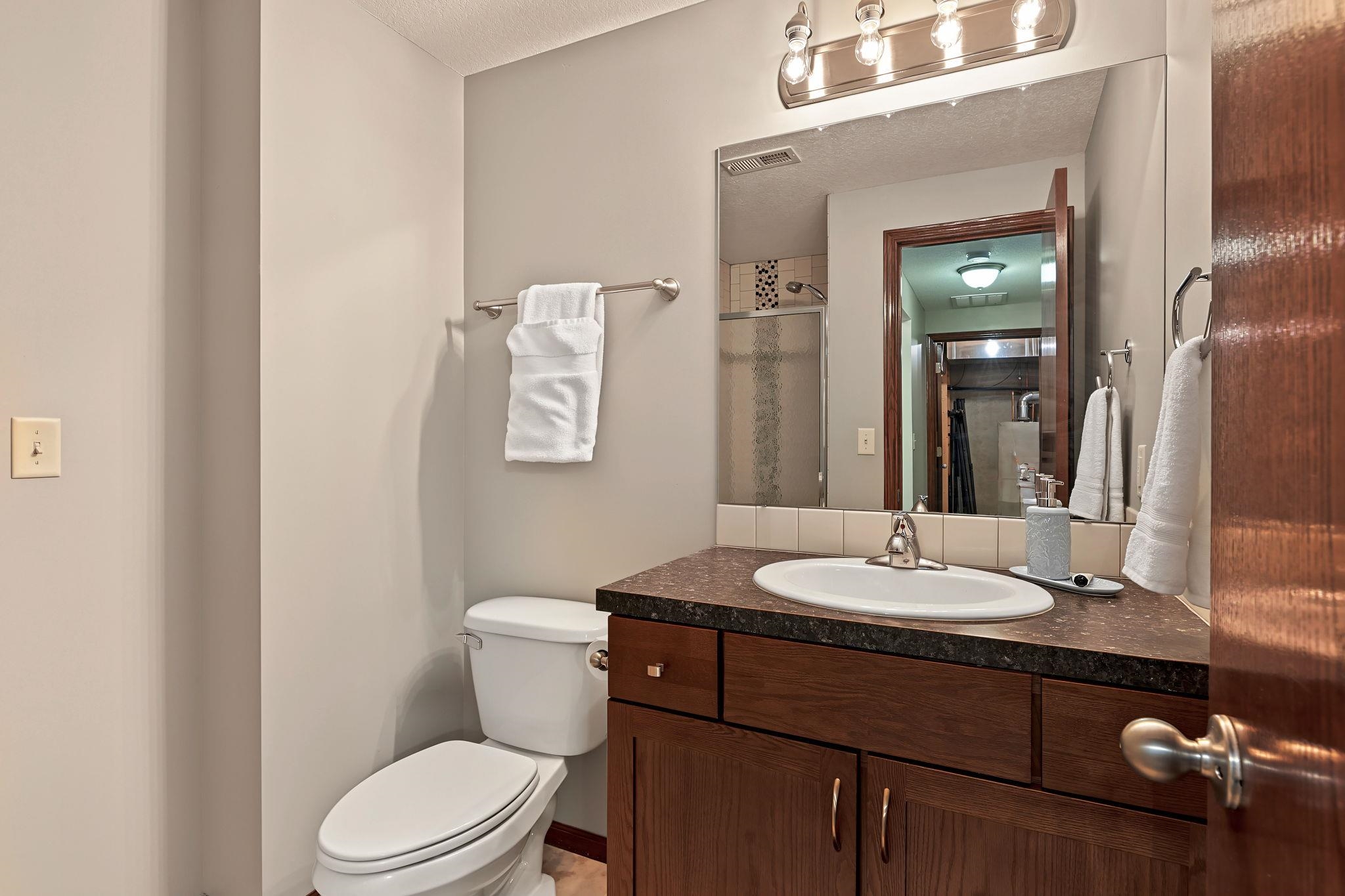 2417 N Woodridge Ct. Property Photo 26