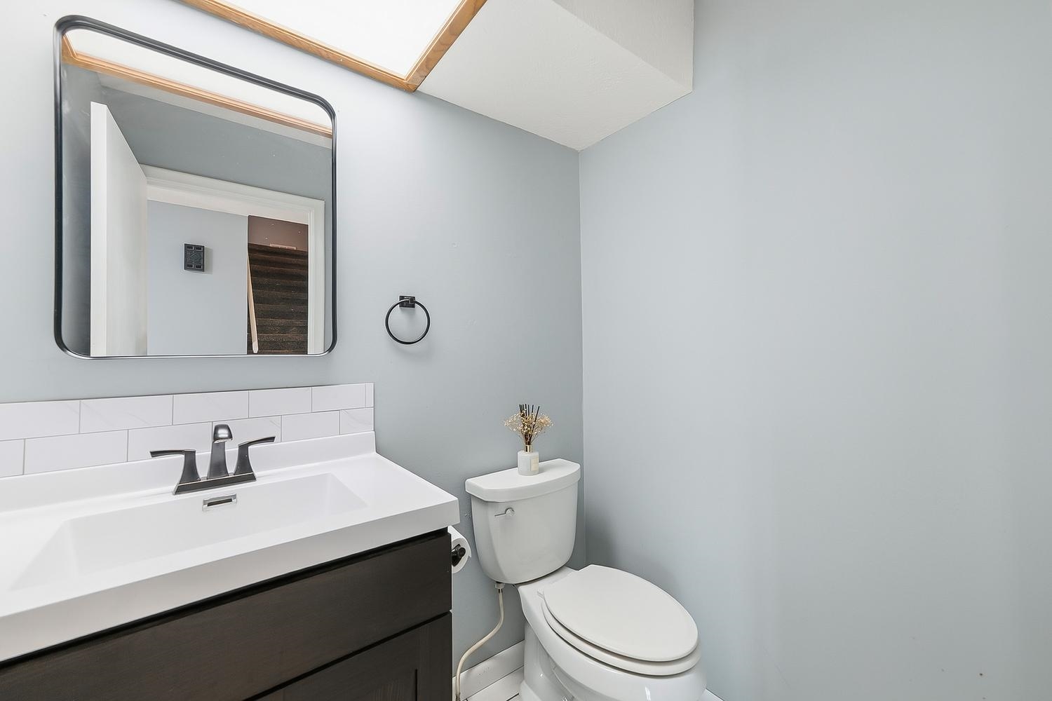 1701 N Amarado Property Photo 13