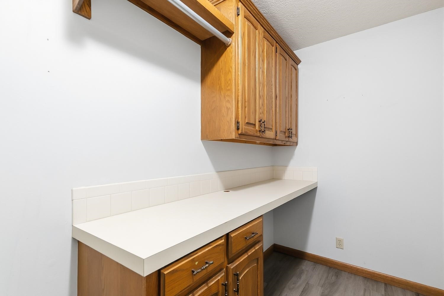 1701 N Amarado Property Photo 15