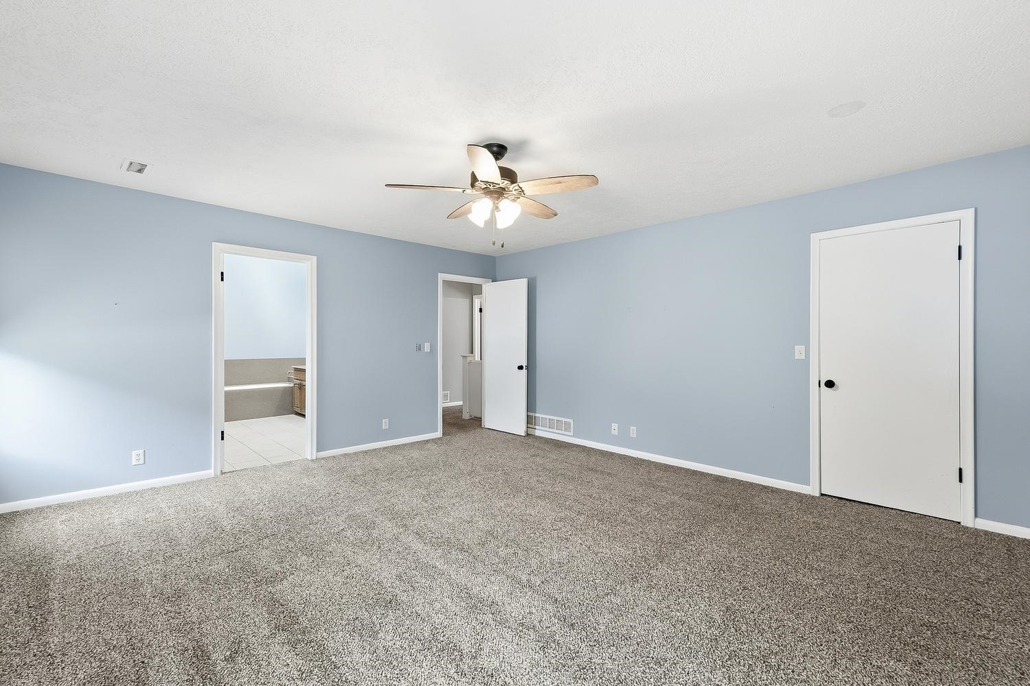 1701 N Amarado Property Photo 17