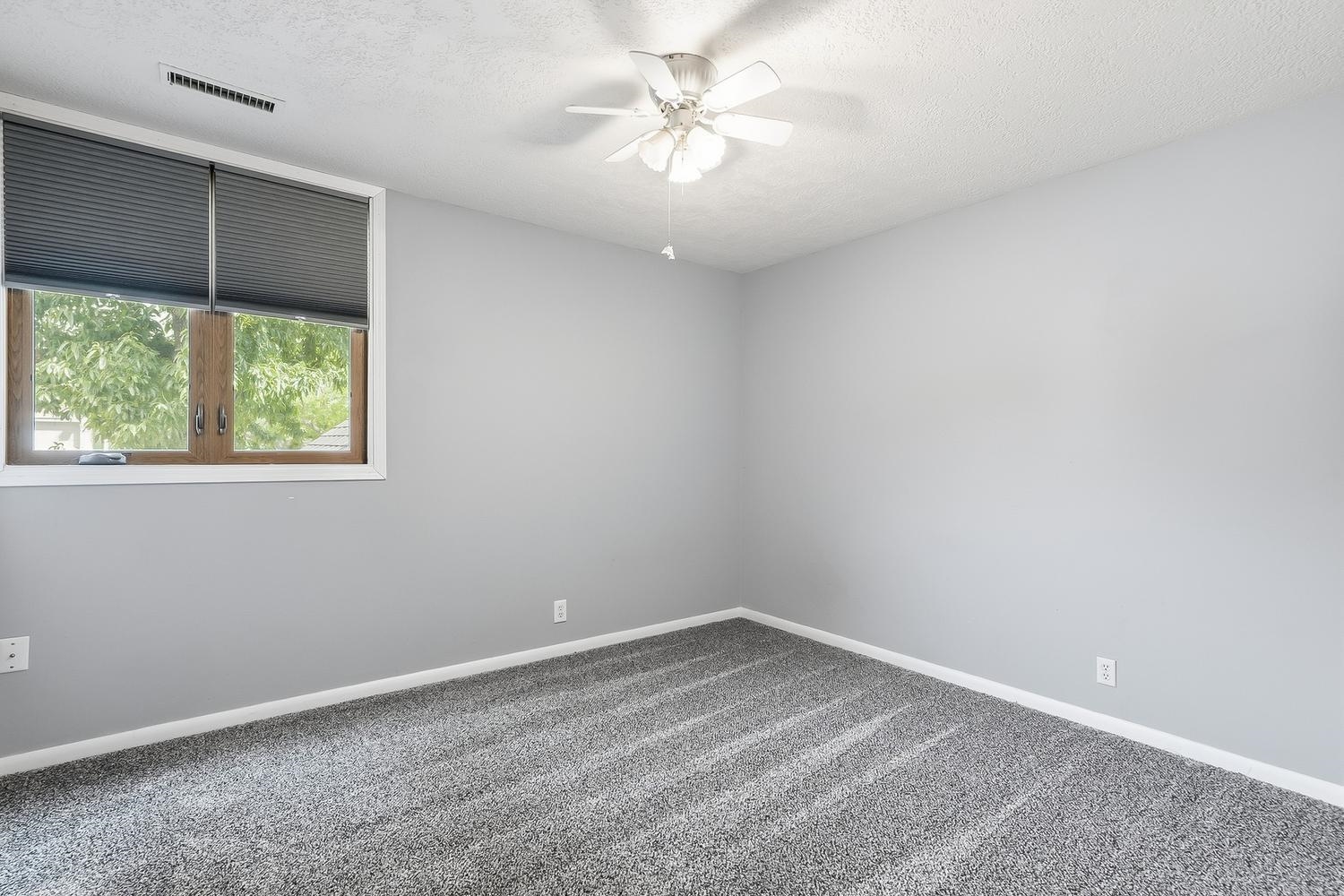 1701 N Amarado Property Photo 24