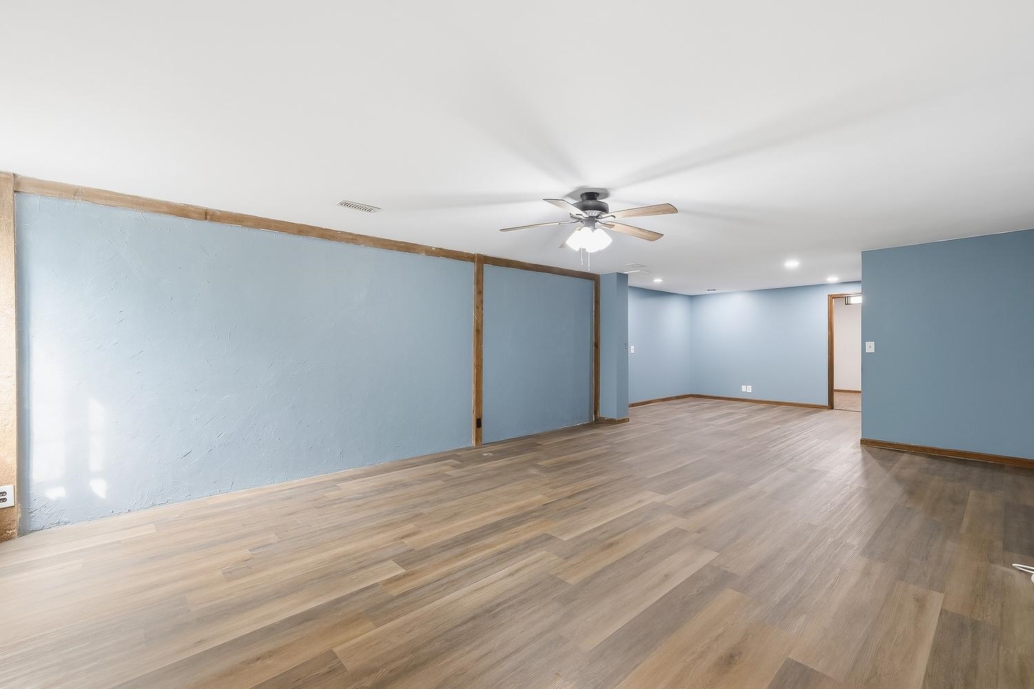 1701 N Amarado Property Photo 27
