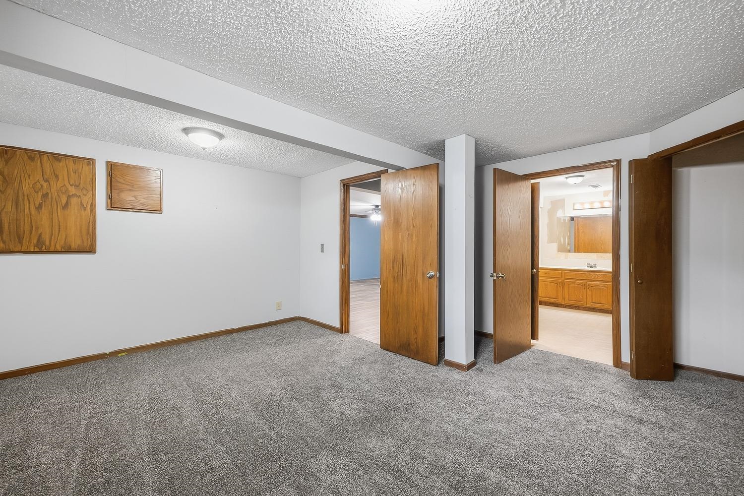 1701 N Amarado Property Photo 30