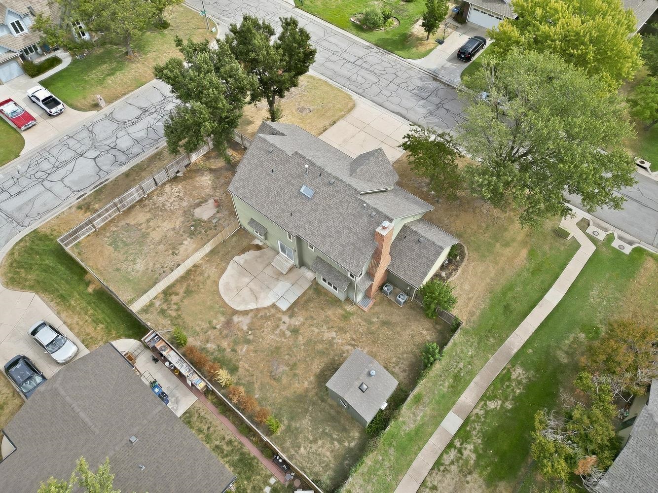 1701 N Amarado Property Photo 36