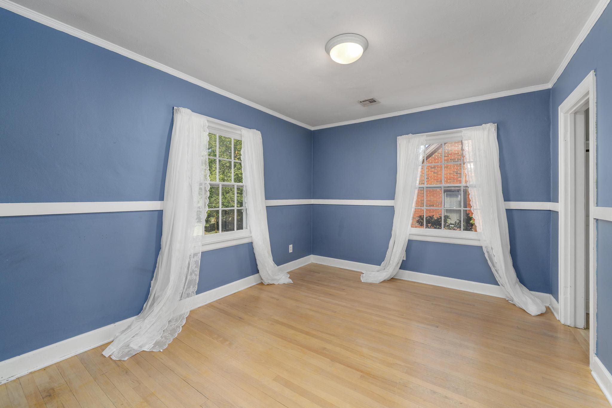 144 N Dellrose Ave Property Photo 23