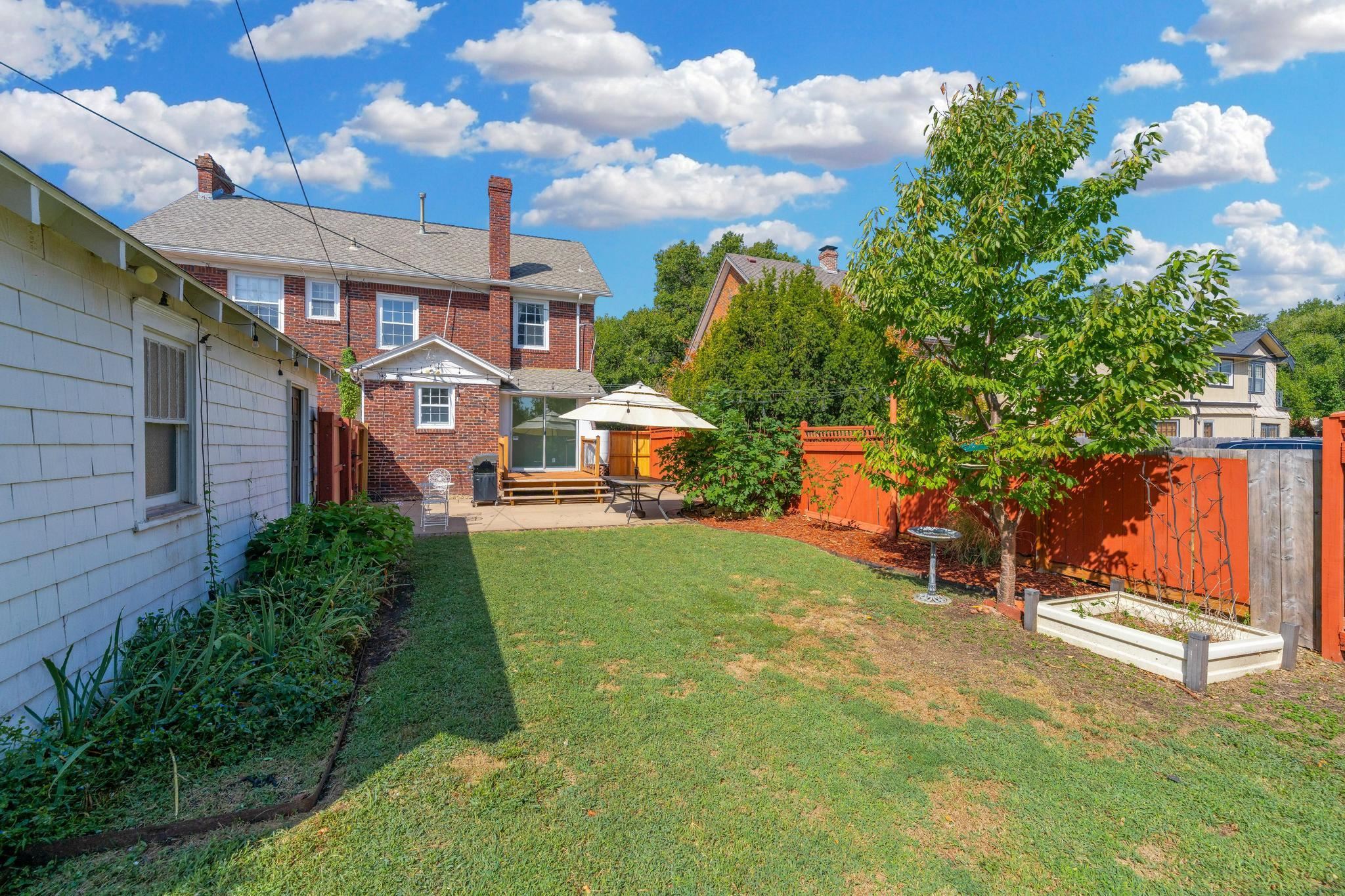 144 N Dellrose Ave Property Photo 32