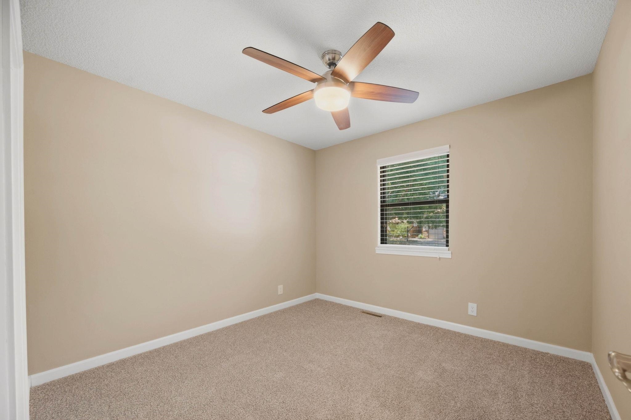 1844 N Evergreen Ln Property Photo 16