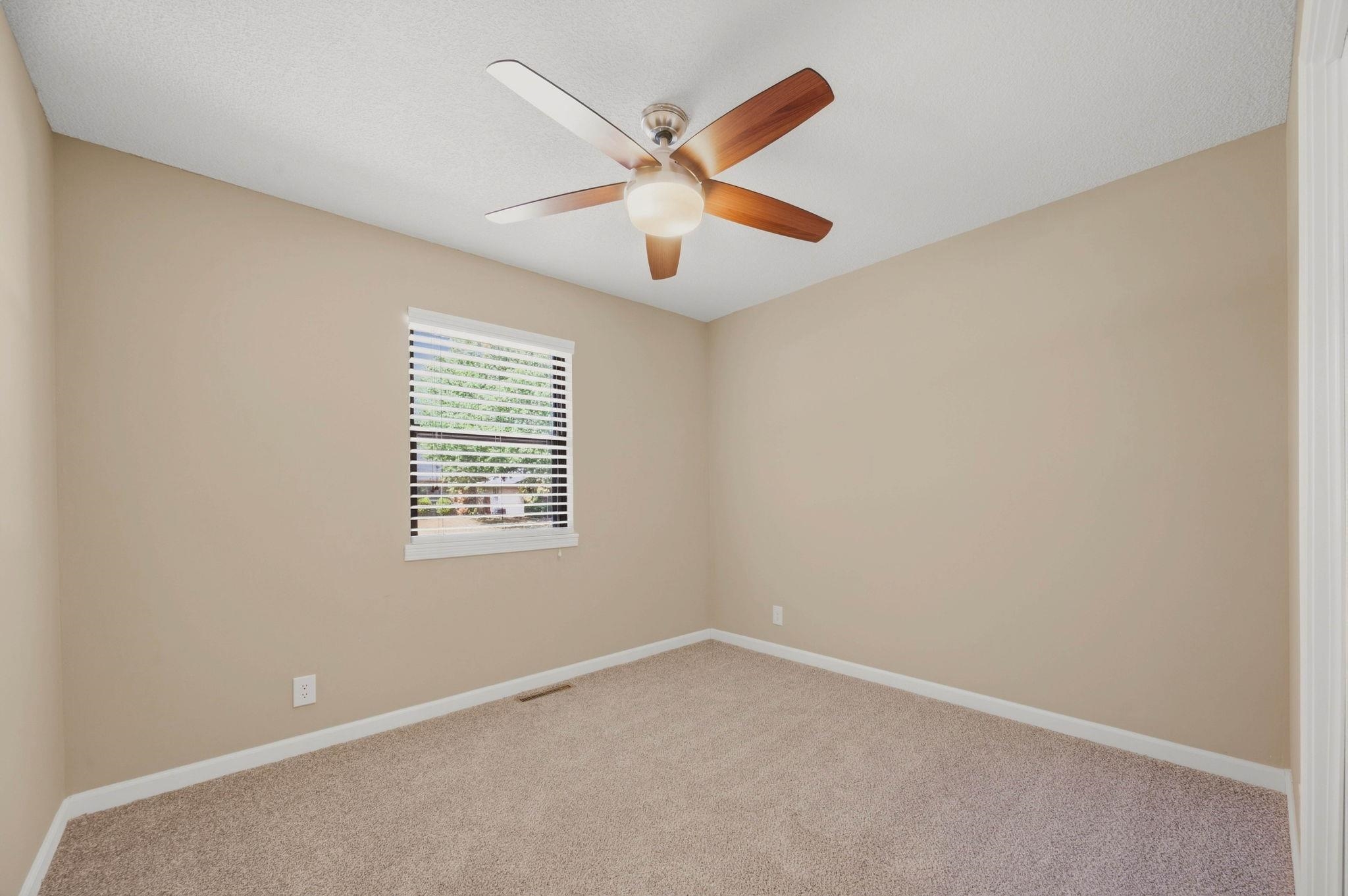 1844 N Evergreen Ln Property Photo 17