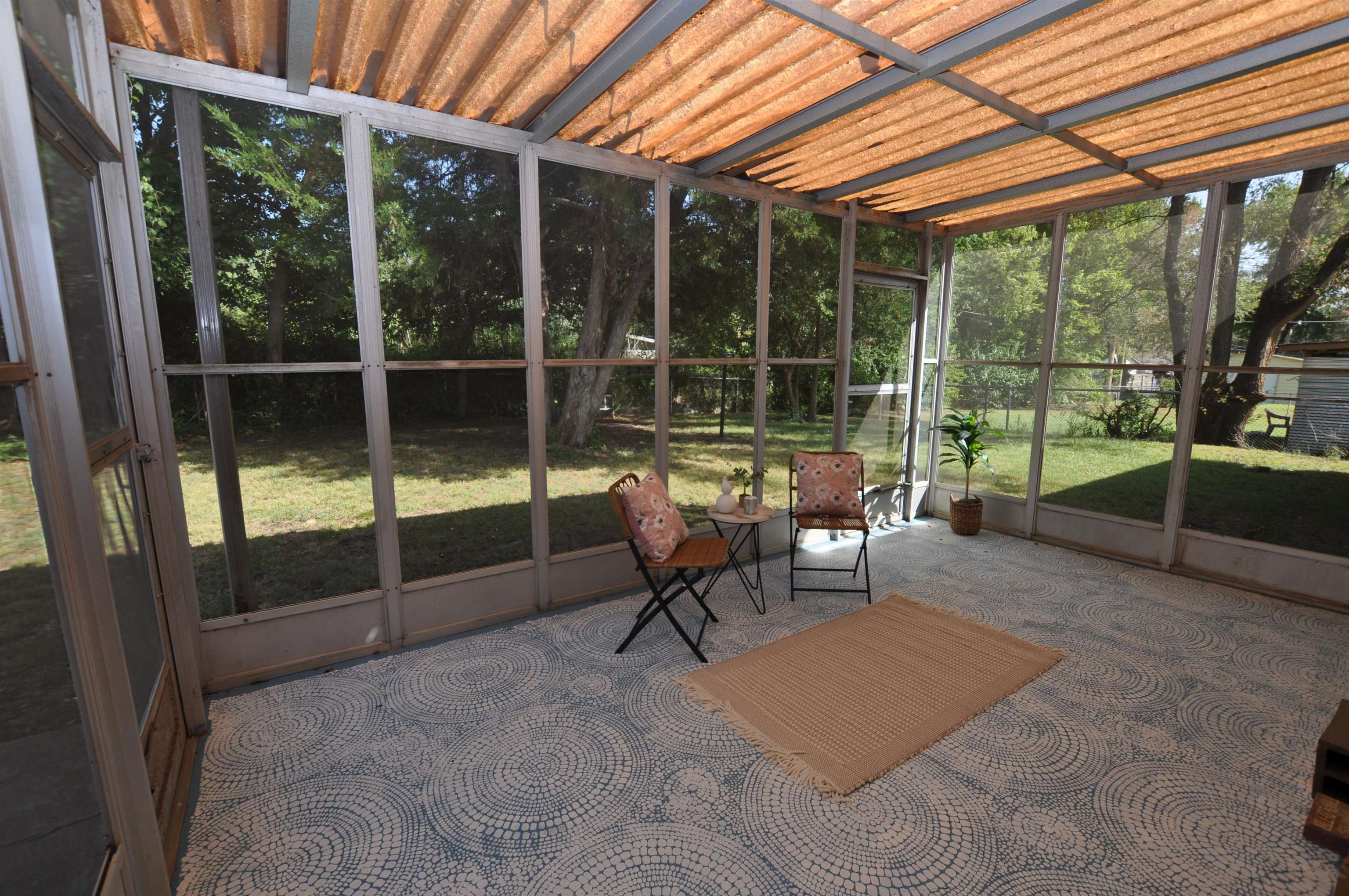 1712 Washington Property Photo 10
