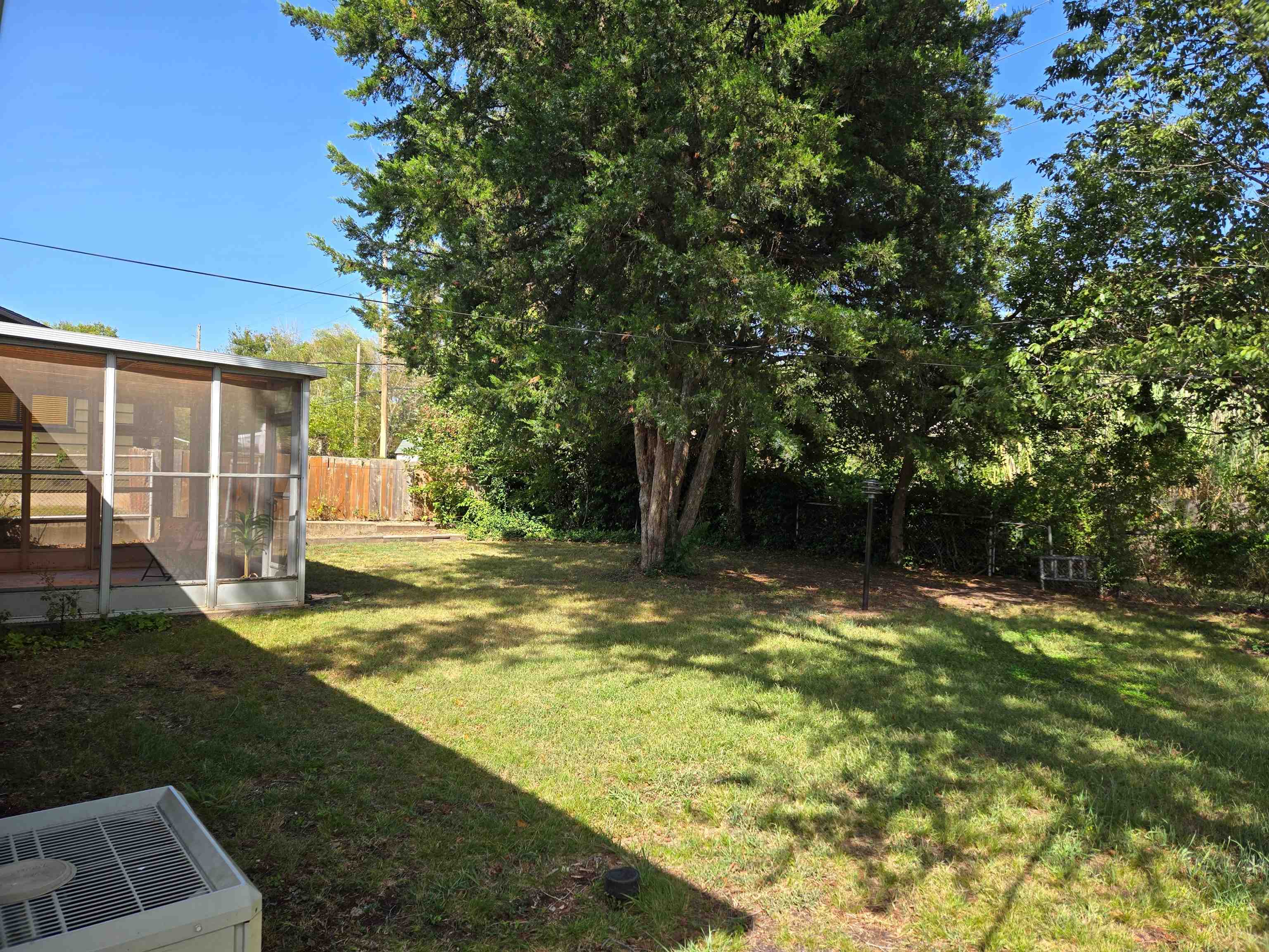 1712 Washington Property Photo 22