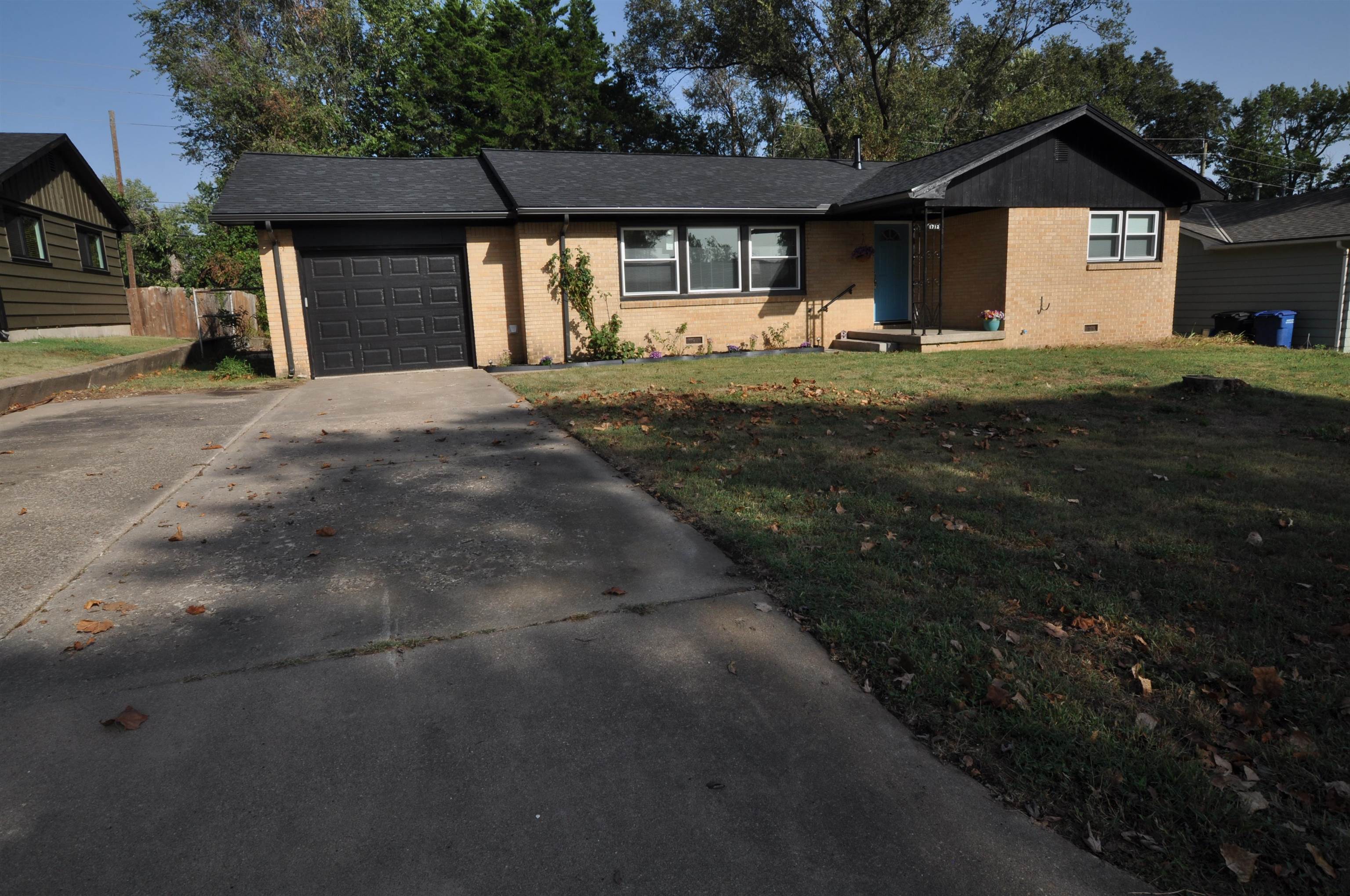 1712 Washington Property Photo 24
