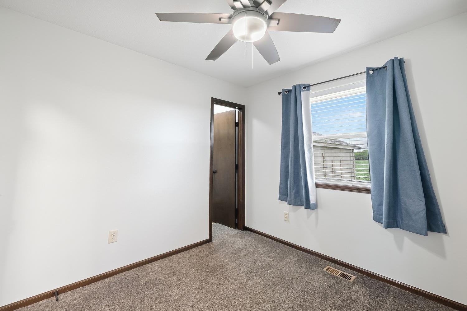 1817 N Kentucky Ln Property Photo 15