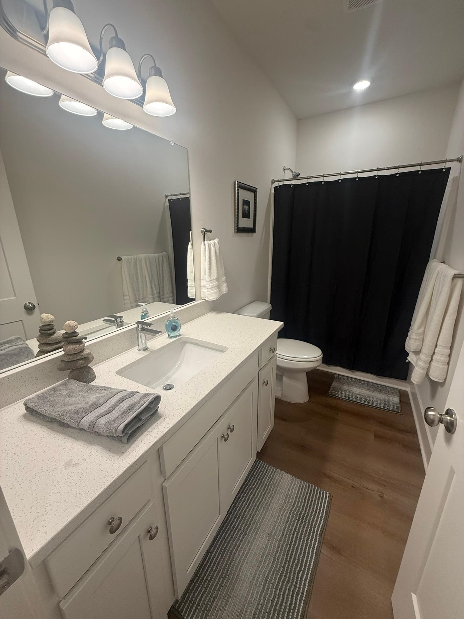 4827 N Vassar Avenue Property Photo 29