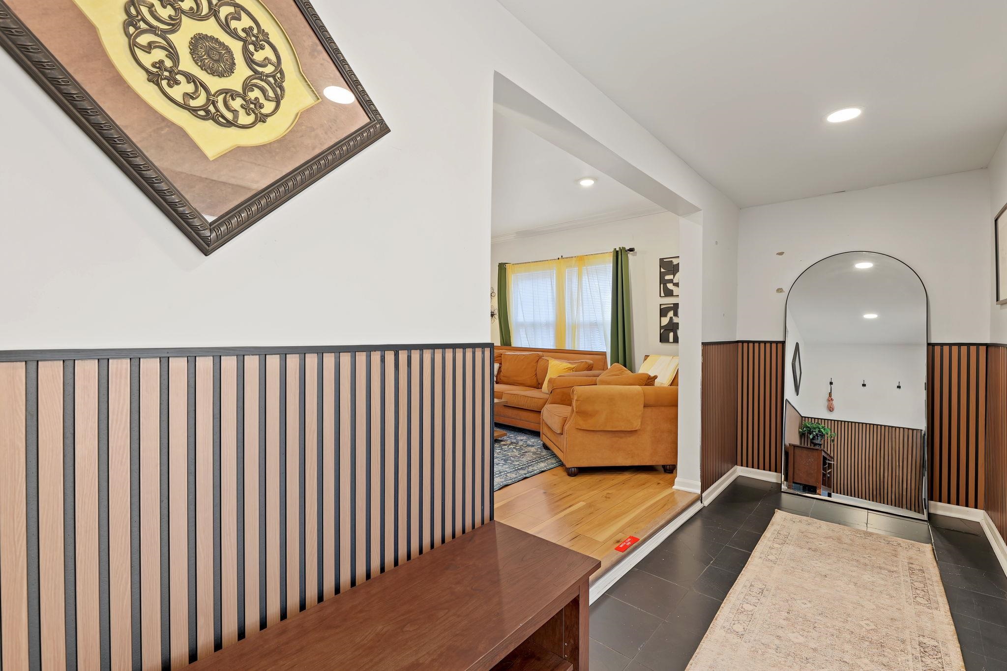 206 S Vassar Property Photo 4