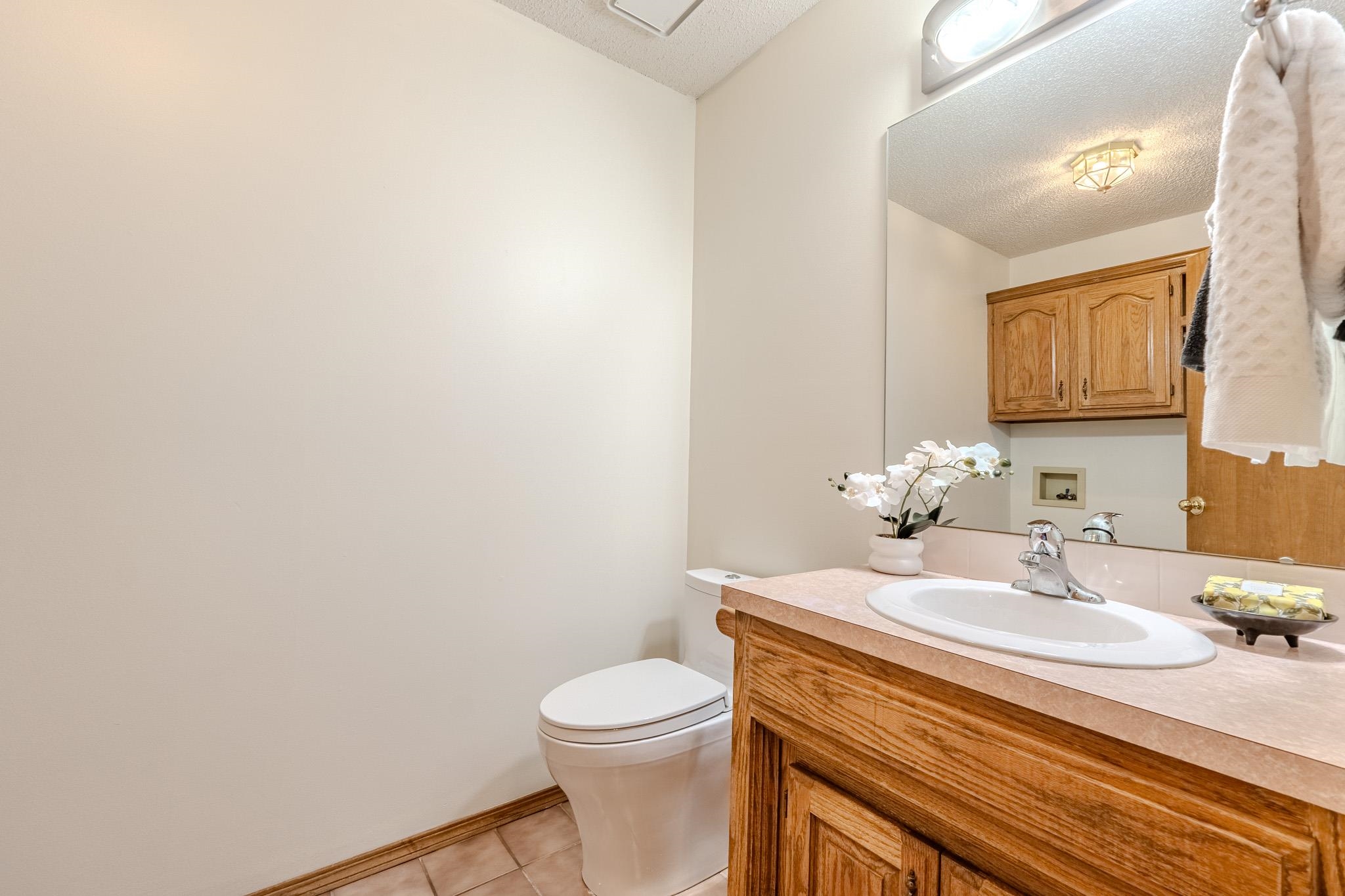 907 S Whippoorwill Rd Property Photo 18