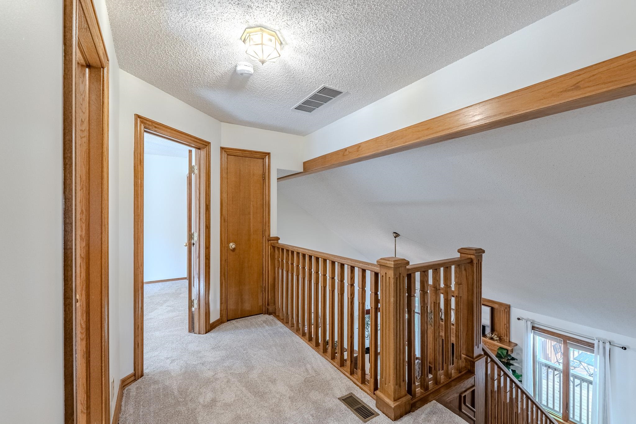 907 S Whippoorwill Rd Property Photo 19