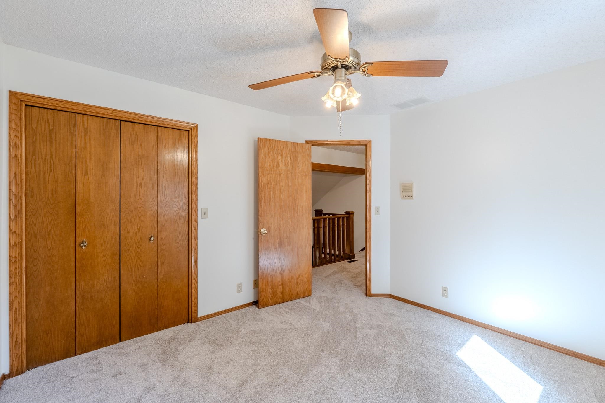 907 S Whippoorwill Rd Property Photo 20