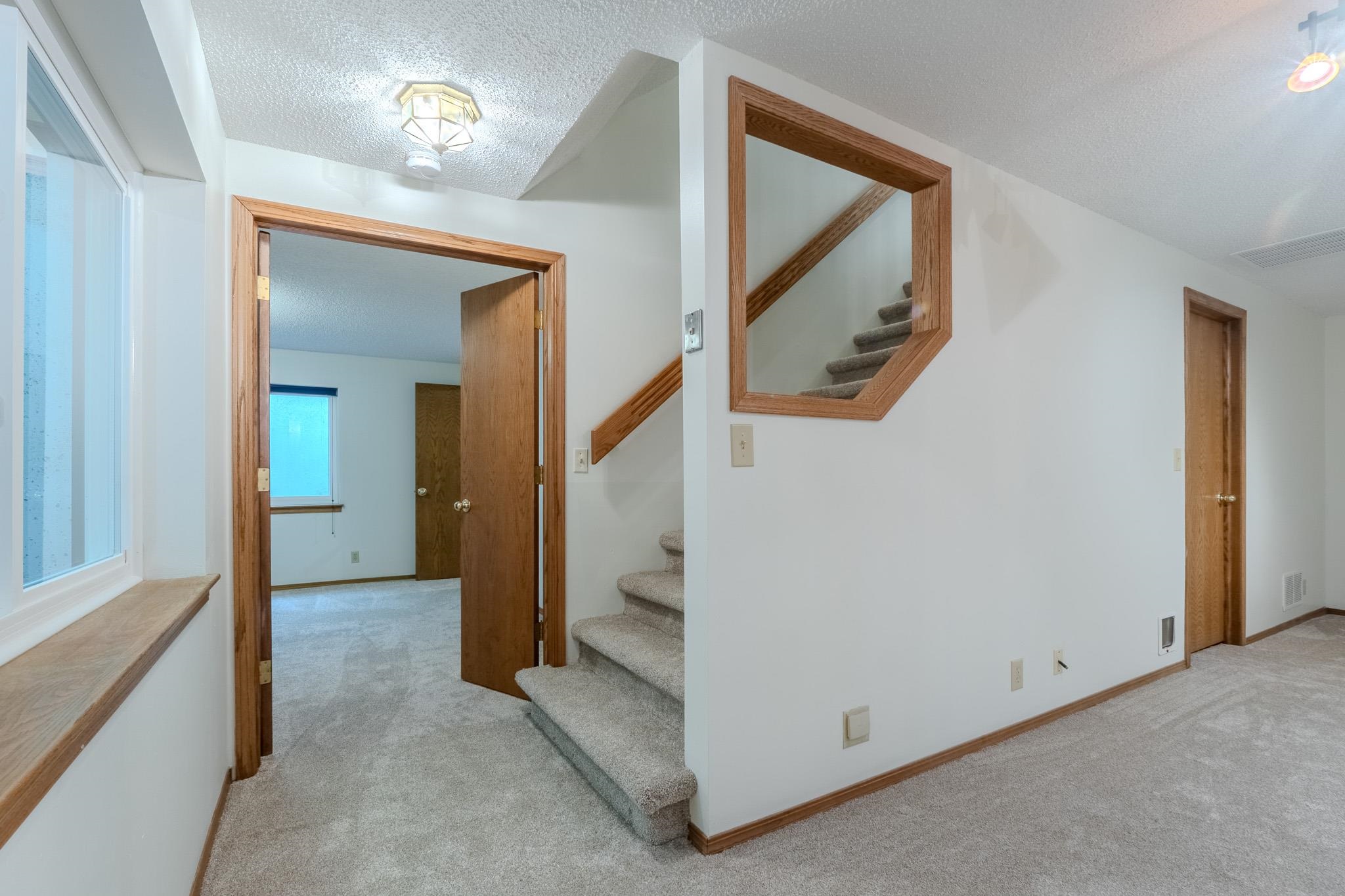 907 S Whippoorwill Rd Property Photo 26