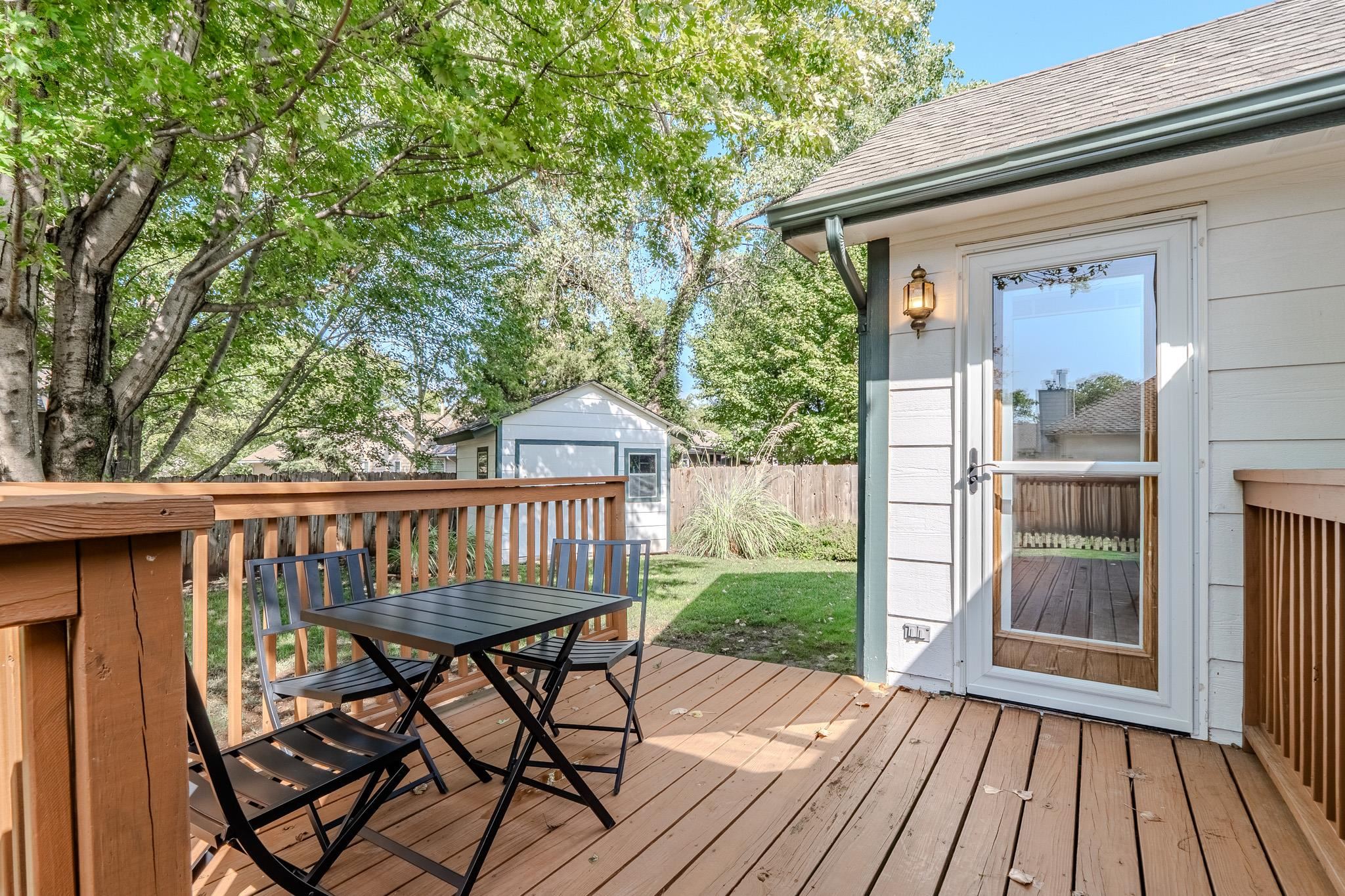907 S Whippoorwill Rd Property Photo 35