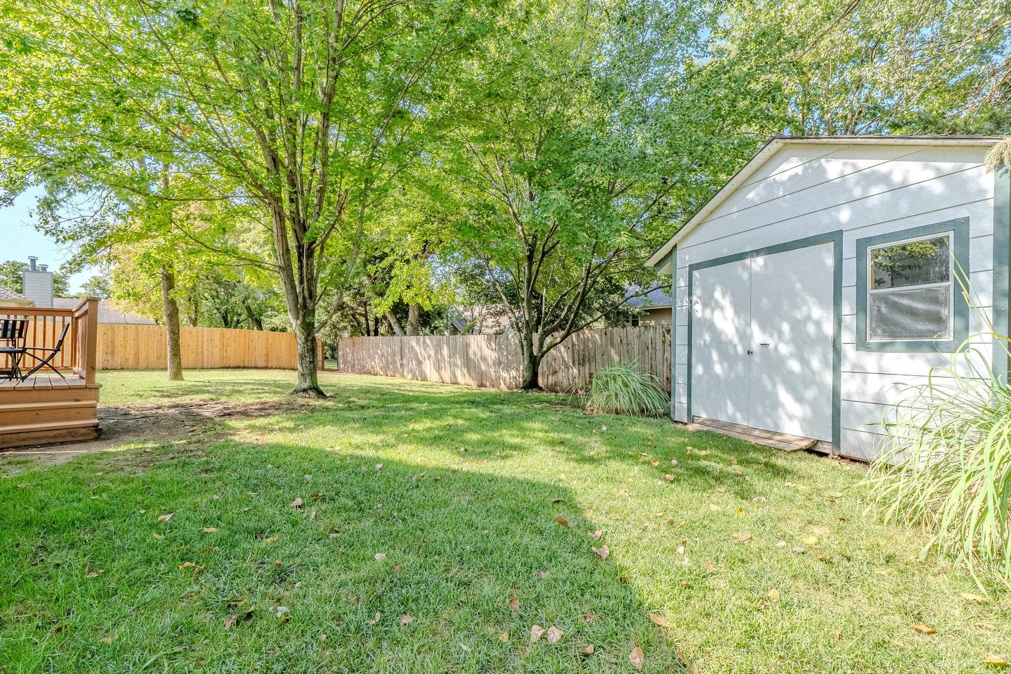 907 S Whippoorwill Rd Property Photo 36