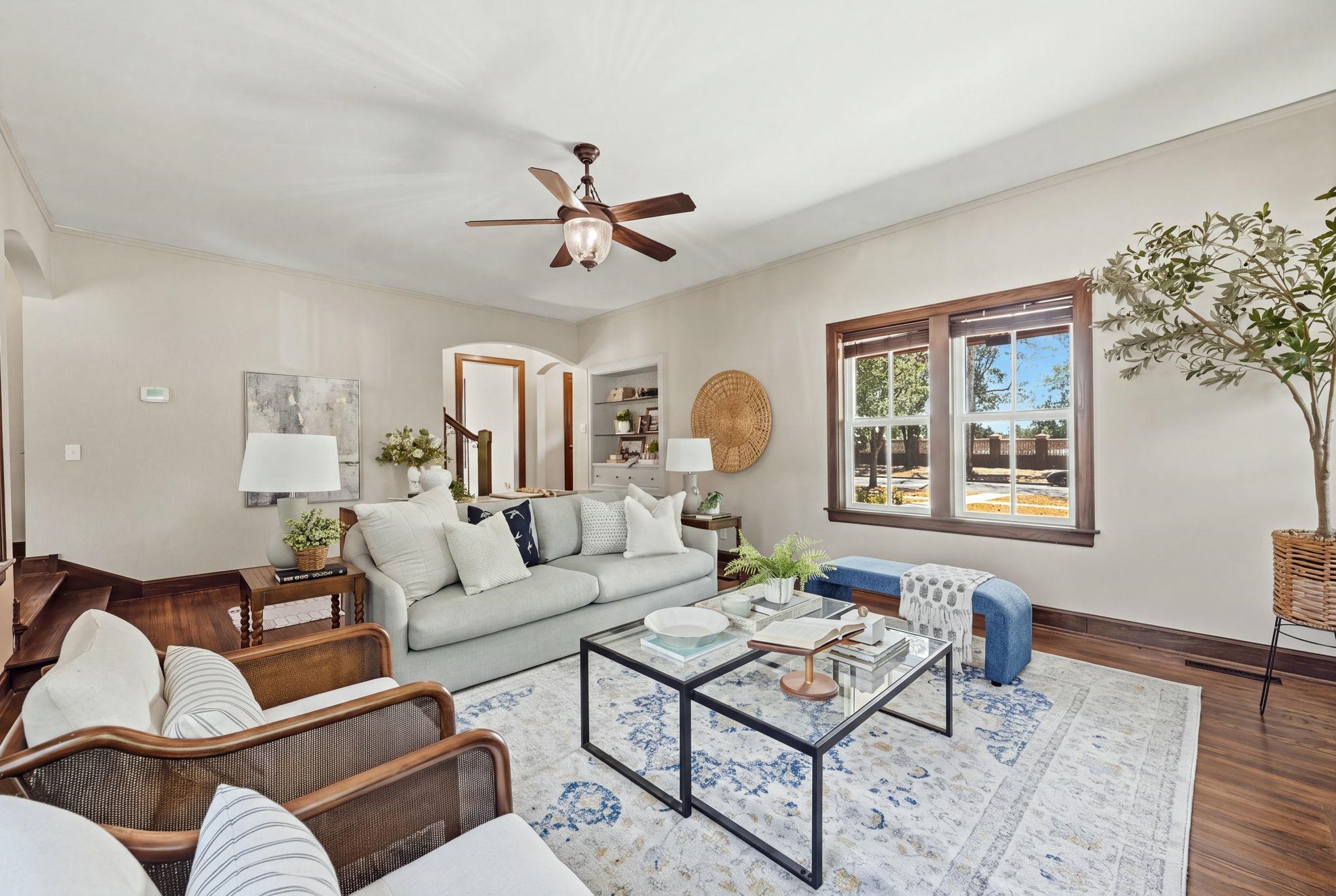 3330 Country Club Pl Property Photo 8