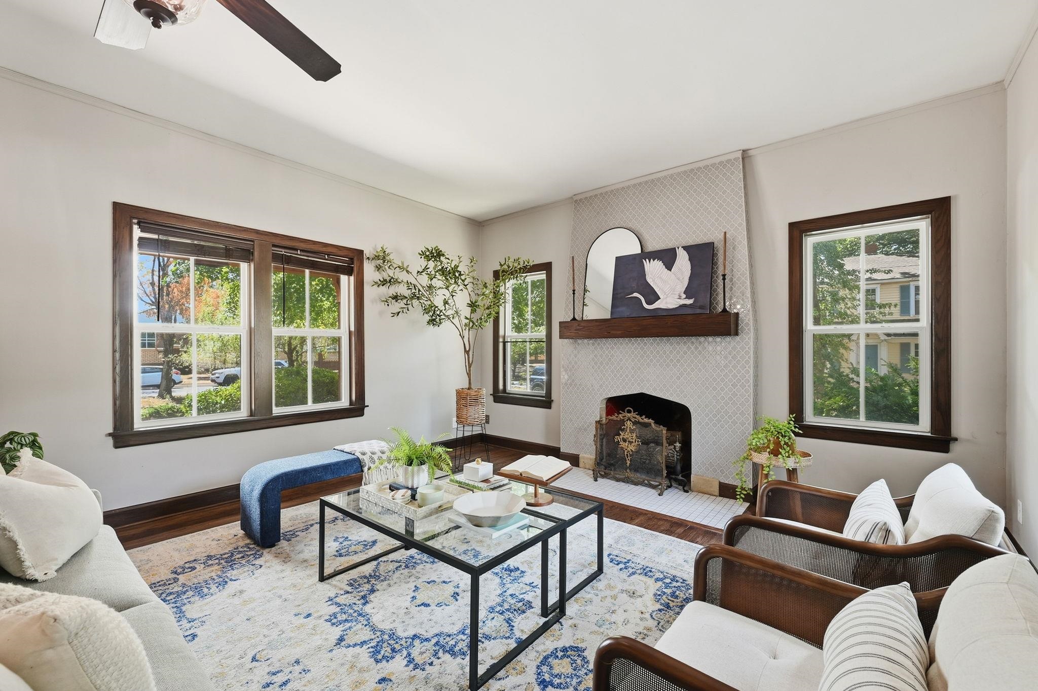 3330 Country Club Pl Property Photo 9