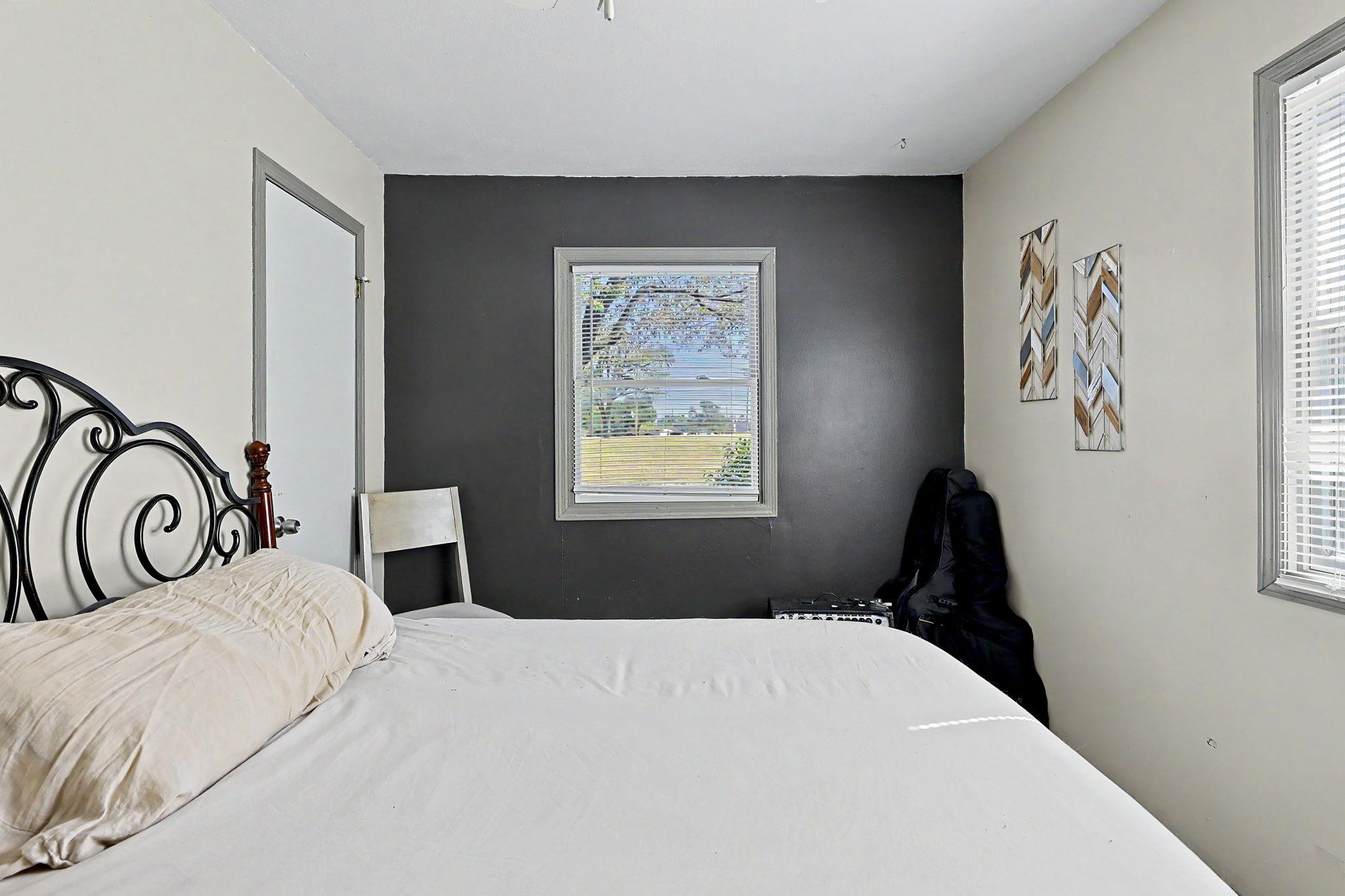 1315 E Ashford Drive Property Photo 16