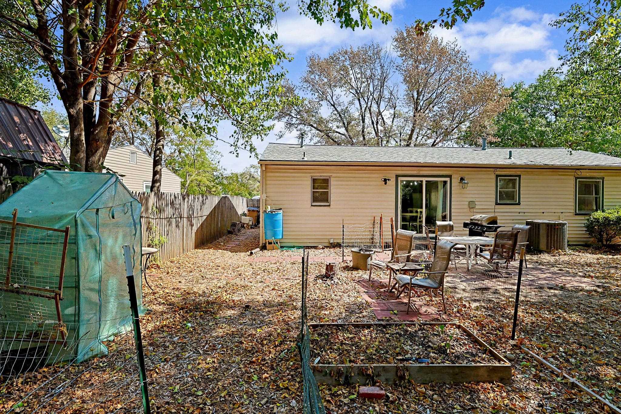 1315 E Ashford Drive Property Photo 27