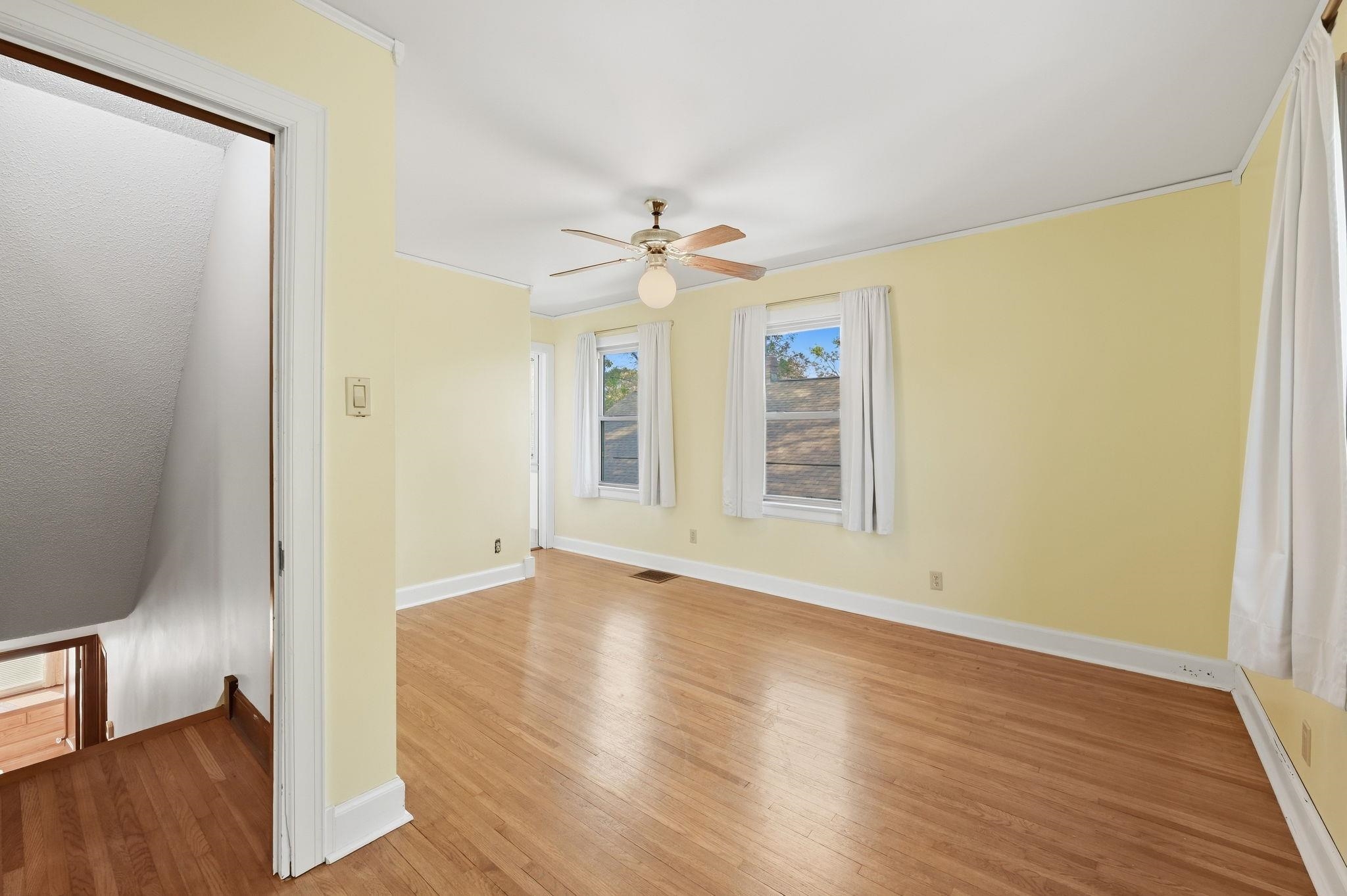 433 S Fern Property Photo 18