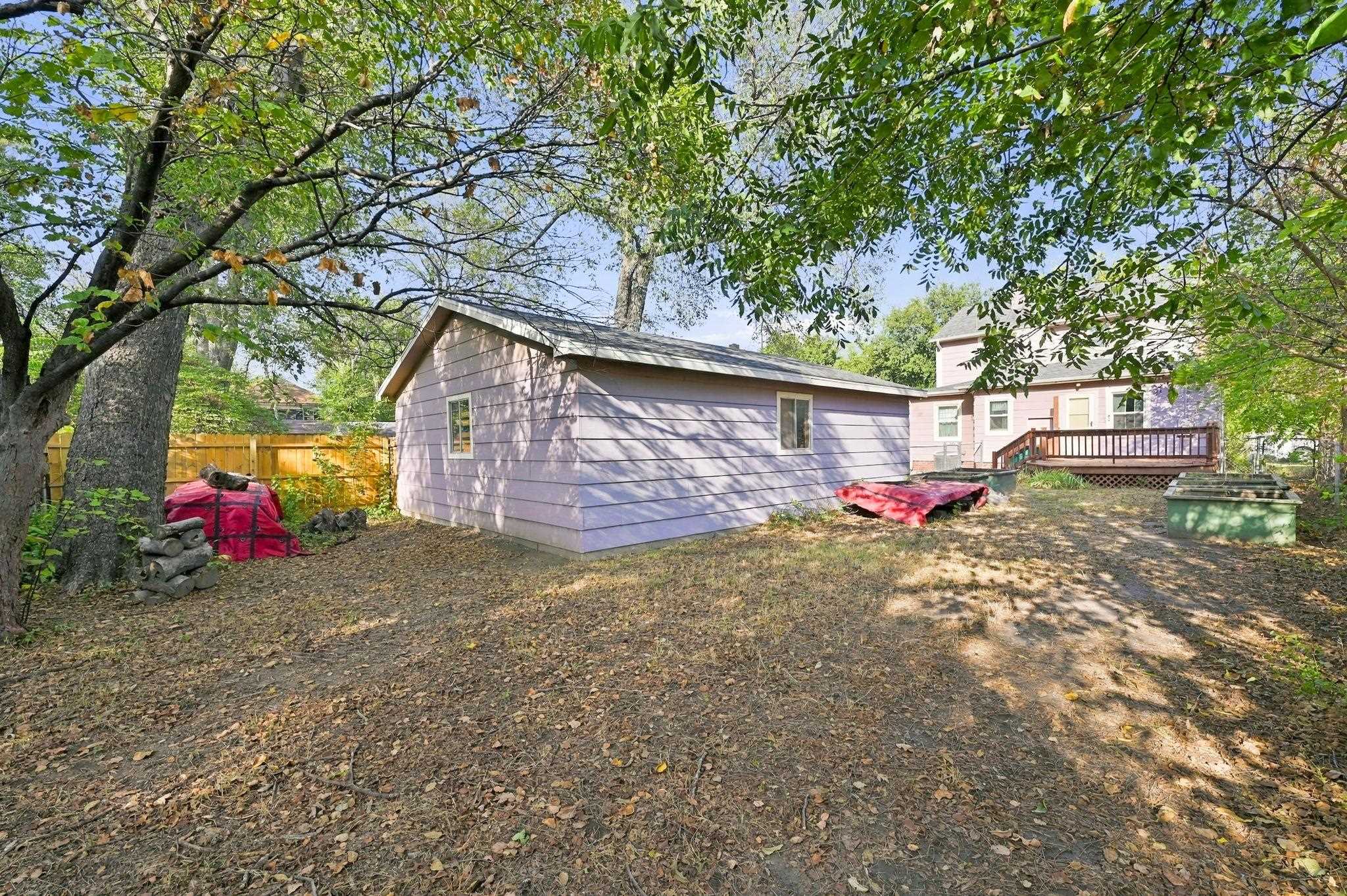 433 S Fern Property Photo 23
