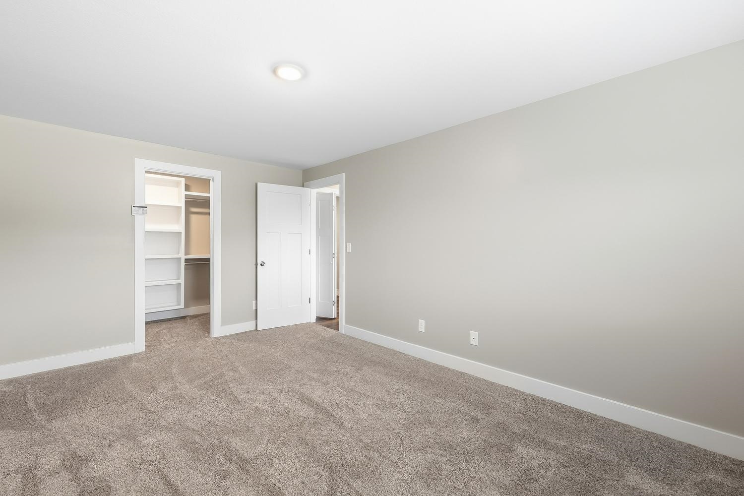 2922 E Reiss Property Photo 25